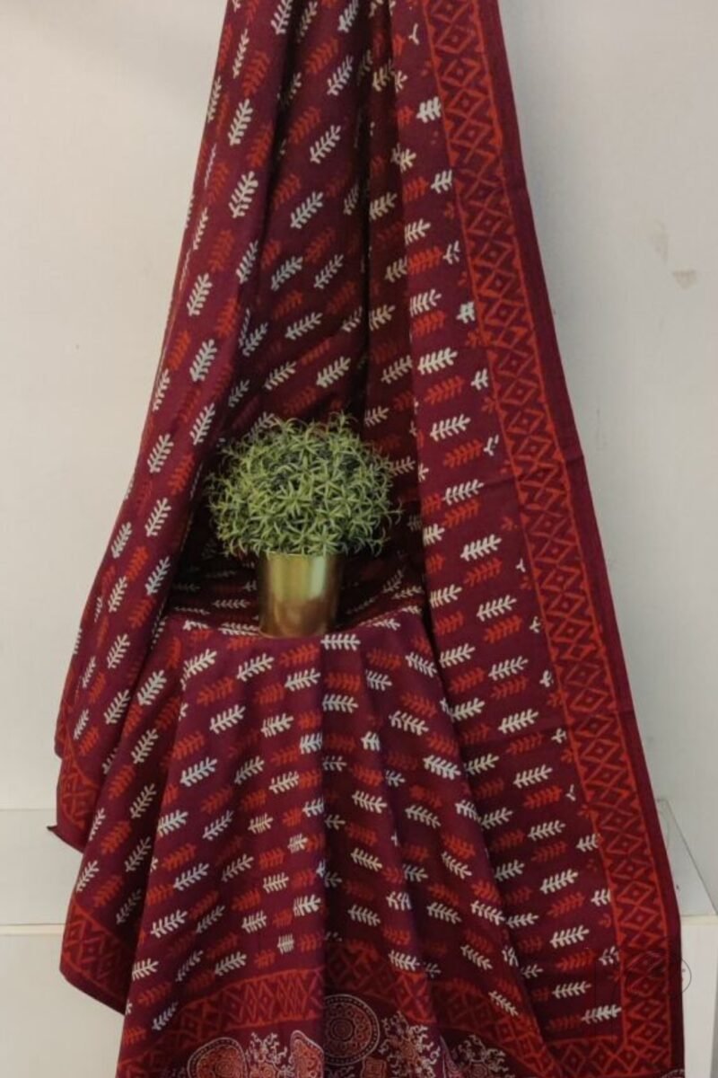 Mulmul Muse – Maroon Mulmul Cotton Saree with Red & Cream Leaf Motifs, Ajrakh-Inspired Pallu, and Red Block Print Border - Image 4
