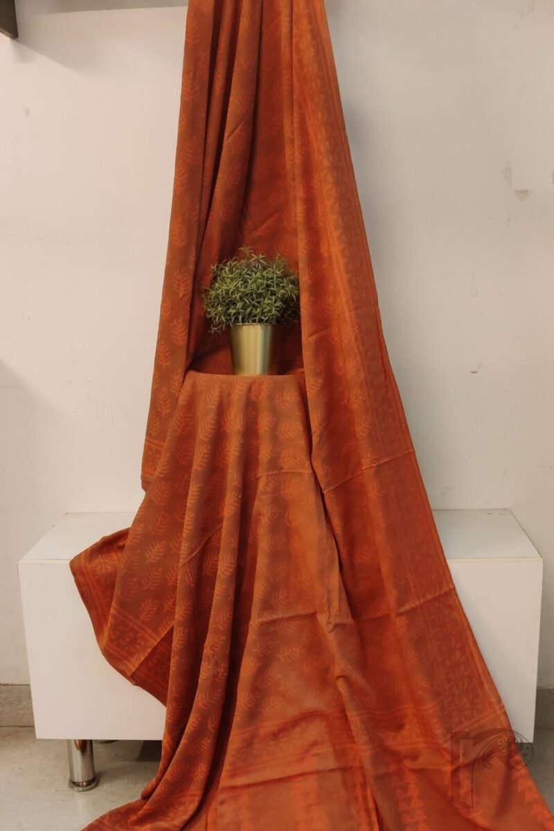 Mulmul Muse – Fudge Brown Mulmul Cotton Saree with Orange Ajrakh Leaf & Geometric Triangle Block Prints - Image 5