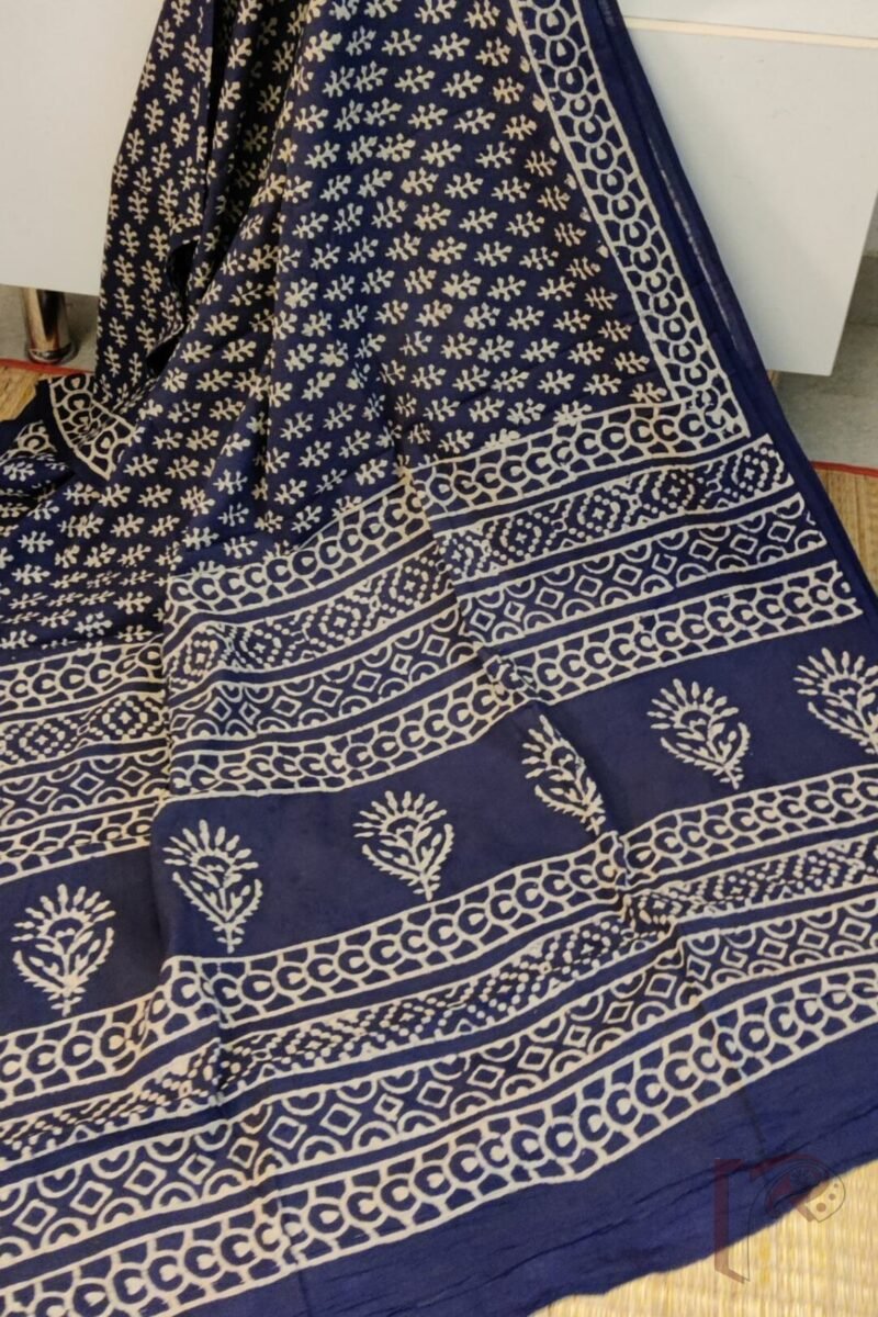 Mulmul Muse – Dull Indigo Mulmul Cotton Saree with Cream Leaf Motifs and Circle Border - Image 3