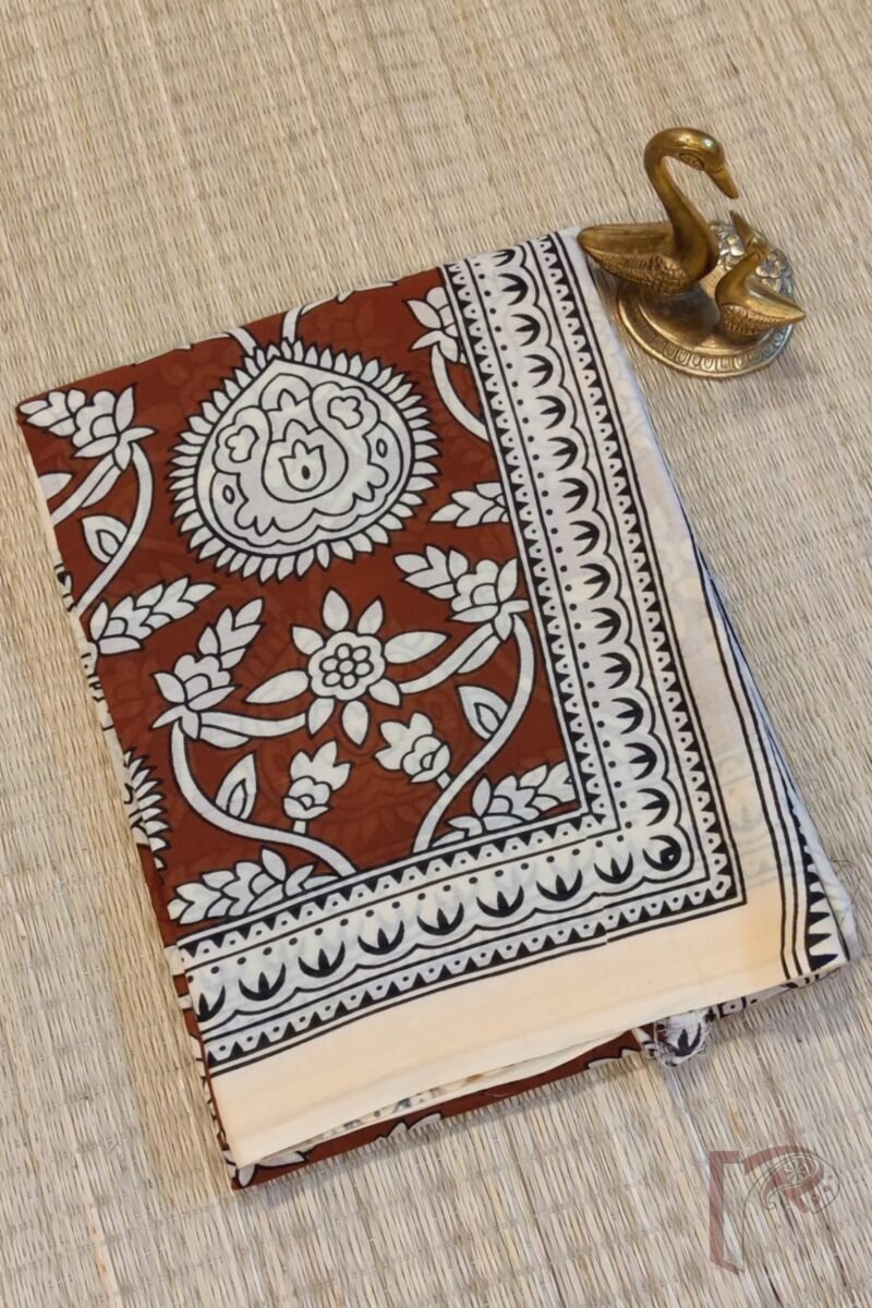 Mulmul Muse – Brown & Cream Mulmul Cotton Saree with Pan Leaf and Floral Motifs - Image 2