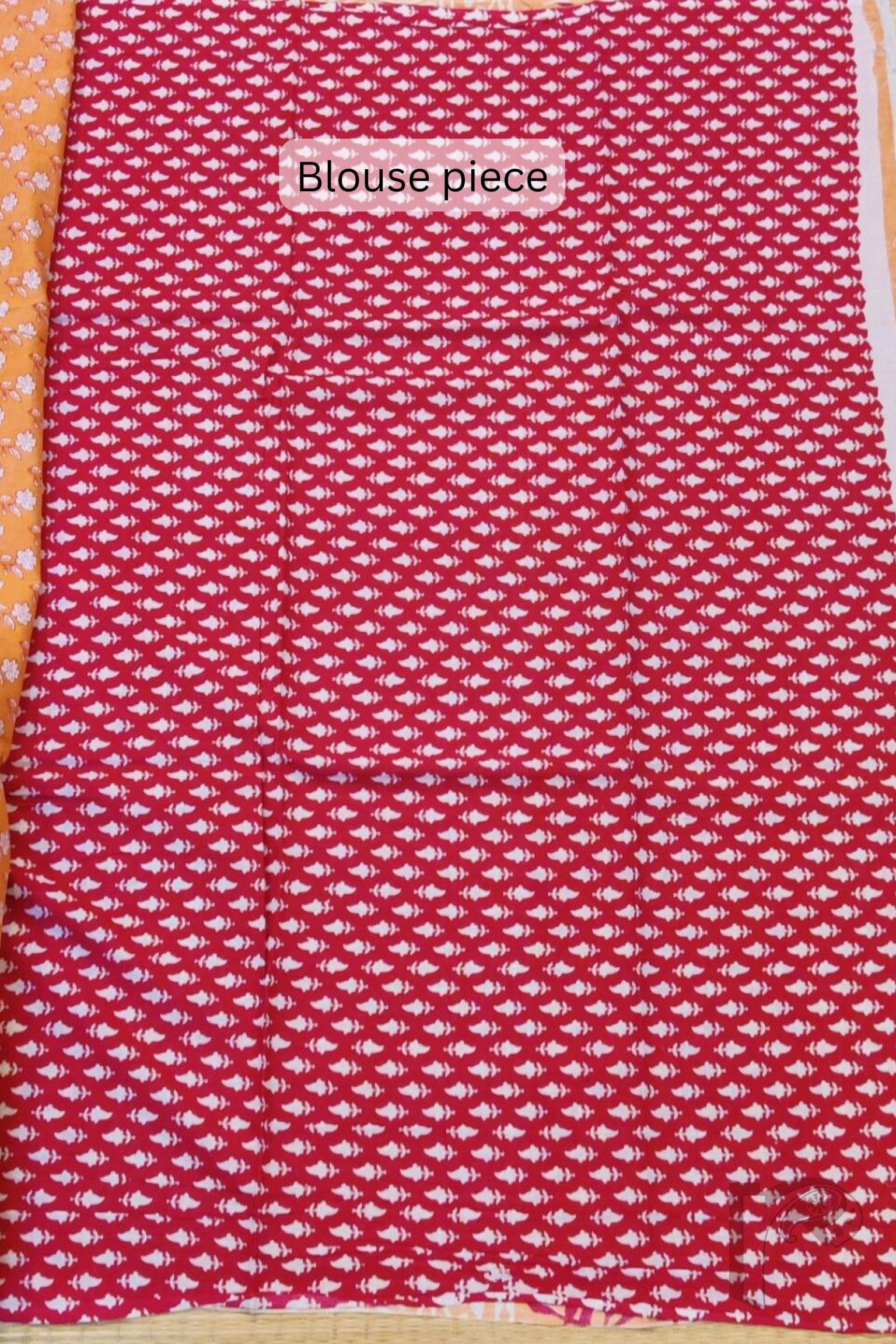 Mulmul Muse – Peach Orange Cotton Mul Saree with White Floral Stem Motifs and Maroon Pallu - Image 7