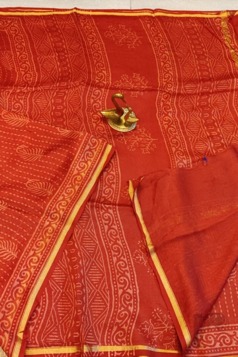Chanderi Charisma - Red Chanderi Silk Saree with Peach Leaf and Stitch Motifs, Printed Border, and Coordinated Blouse - Image 6