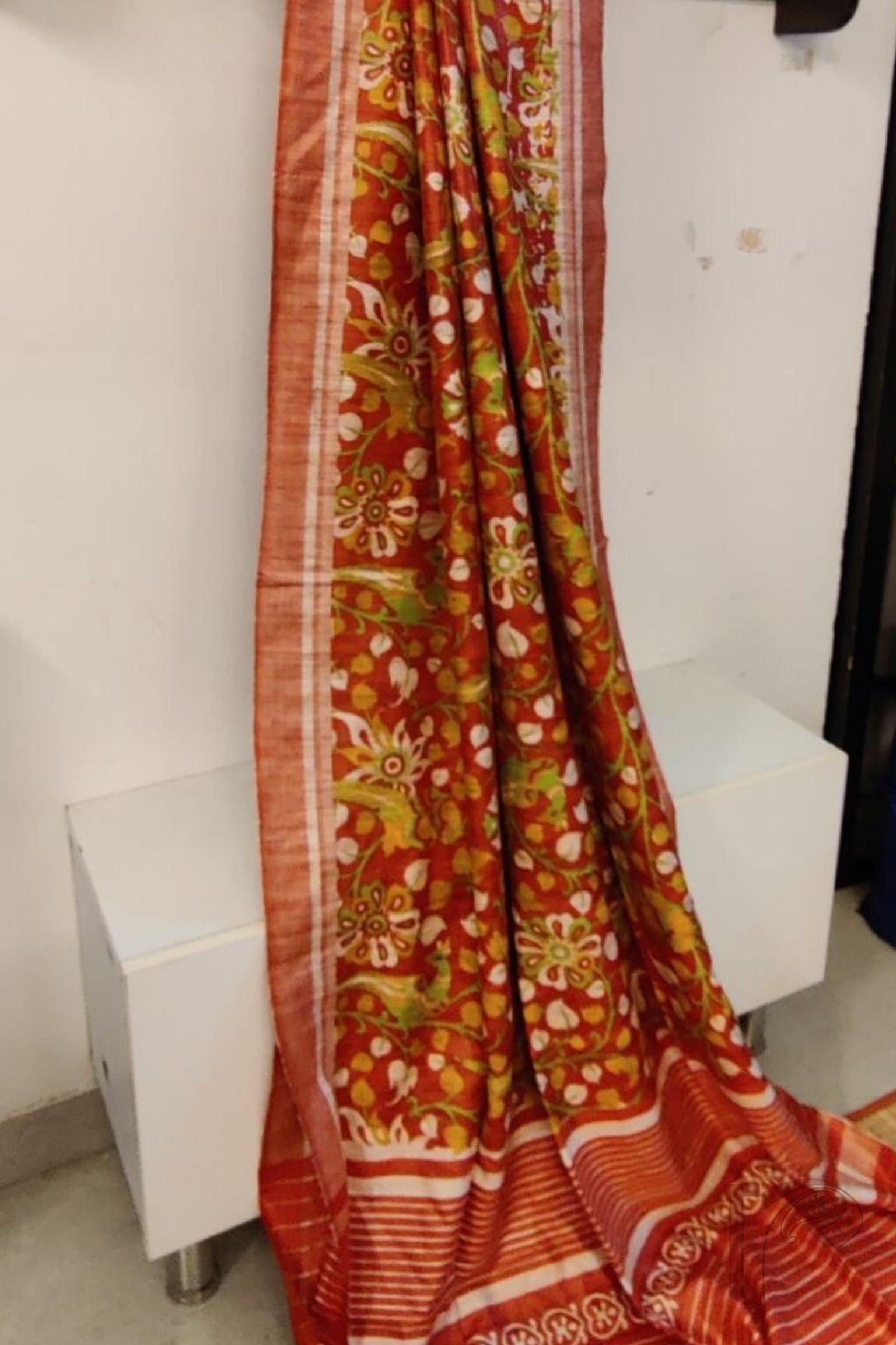 Tussar Tales - Red and Cream Gicha Tussar Silk Saree with Multicolour Kalamkari Bird and Floral Motif and Pinstripe Pallu - Image 4