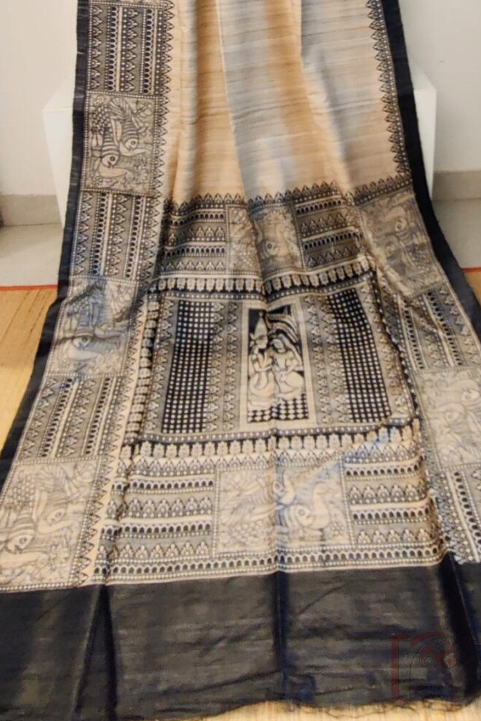 Tussar Tales - Cream Desi Tussar Silk Saree with Black Madhubani Fish and Peacock Print Pallu and Solid Black Blouse - Image 6