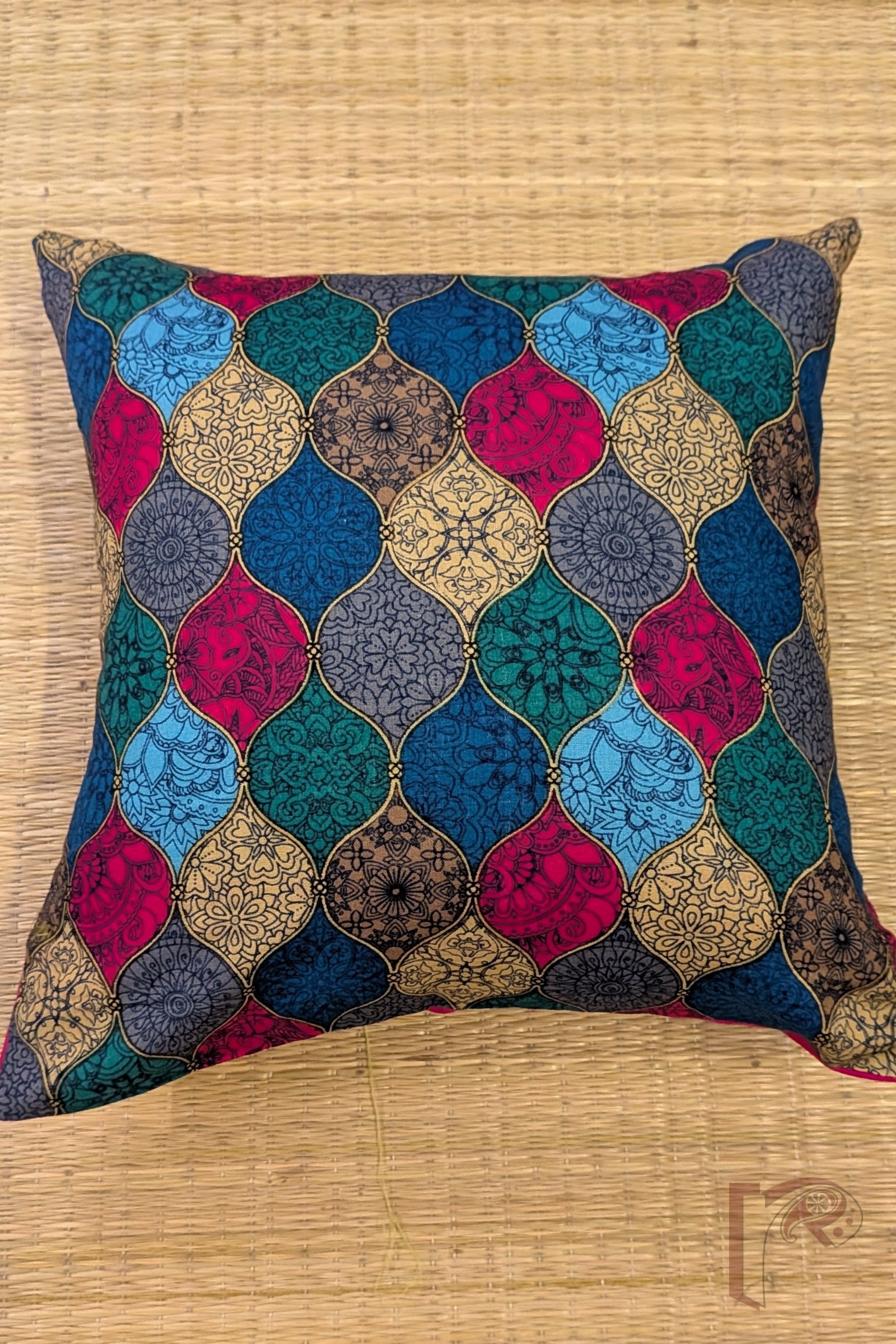 Cozy Cushion: Multicolor Ogee Print Cotton Cushion Cover 12" x 12" - Image 2
