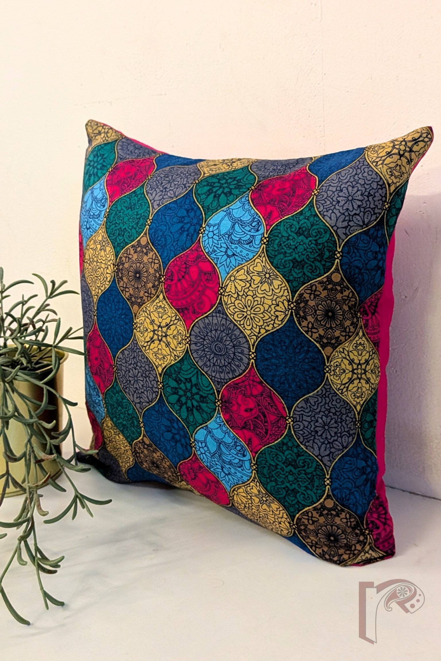 Cozy Cushion: Multicolor Ogee Print Cotton Cushion Cover 12" x 12" - Image 3