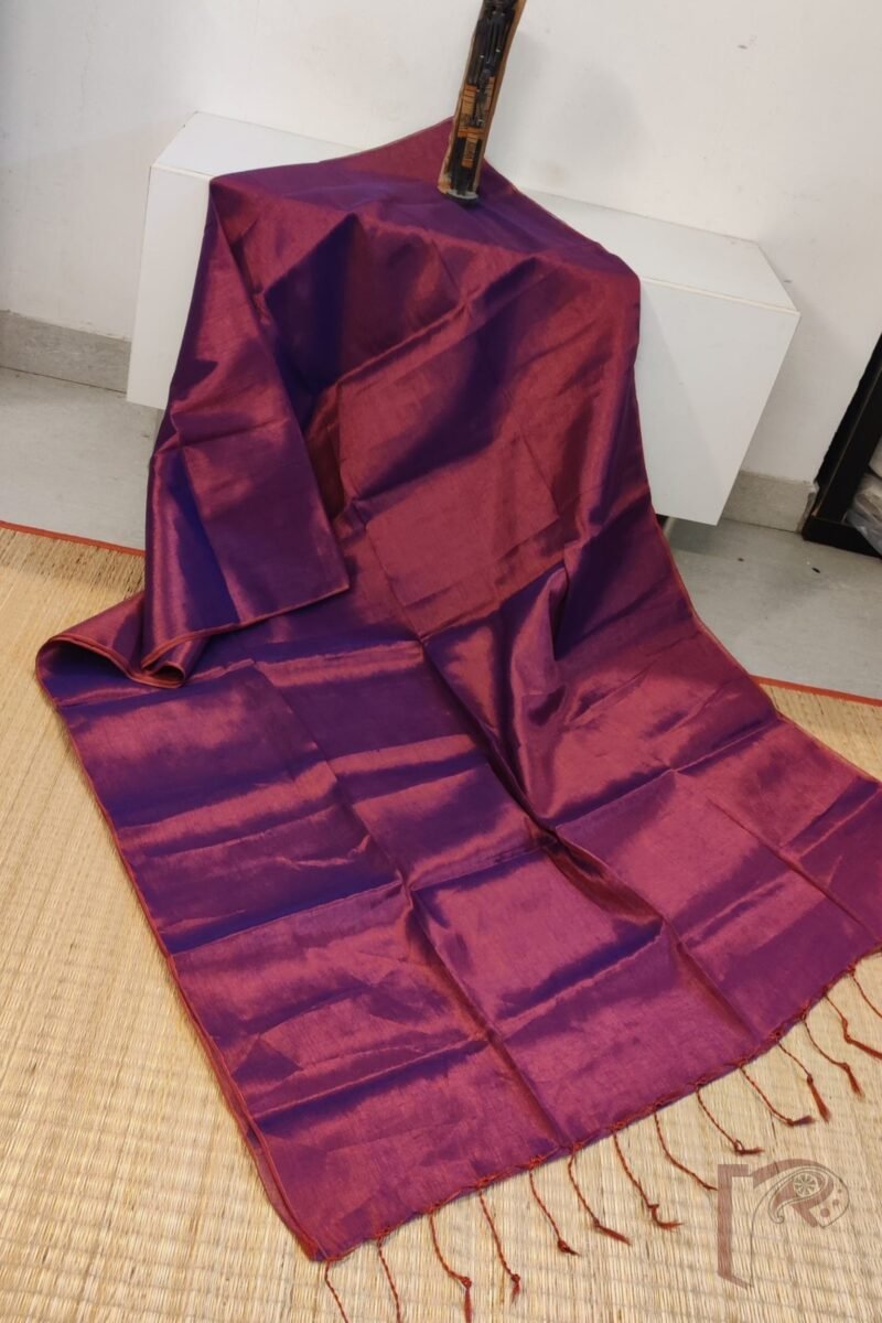Majestic Khadi: Purplish Pink Khadi Tissue Saree with Light Pink Border - Image 2