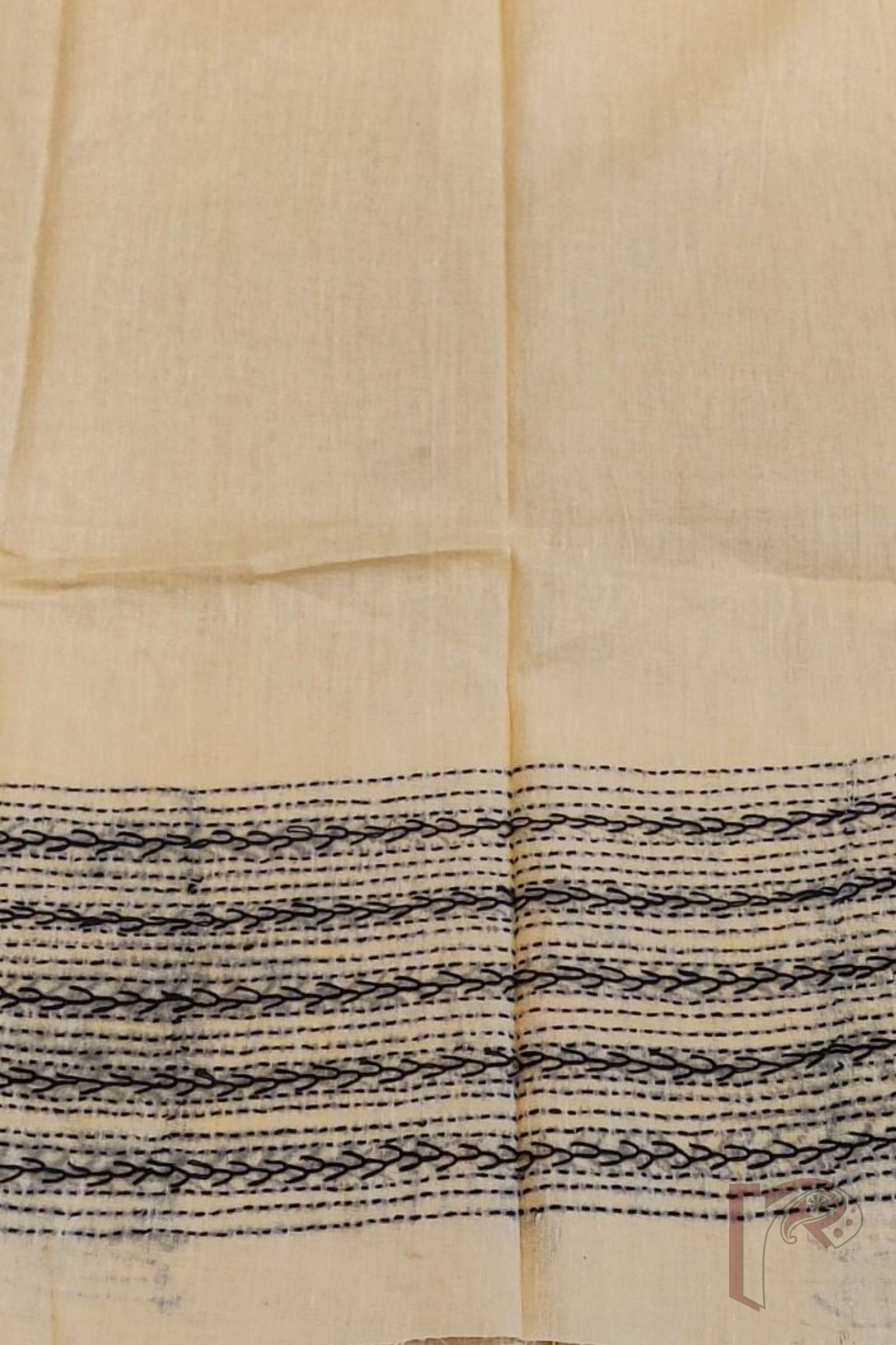 Cream Cotton Blouse with Black Chain Stitch Border and Running Kantha Lines – Unstitched Fabric - Image 4