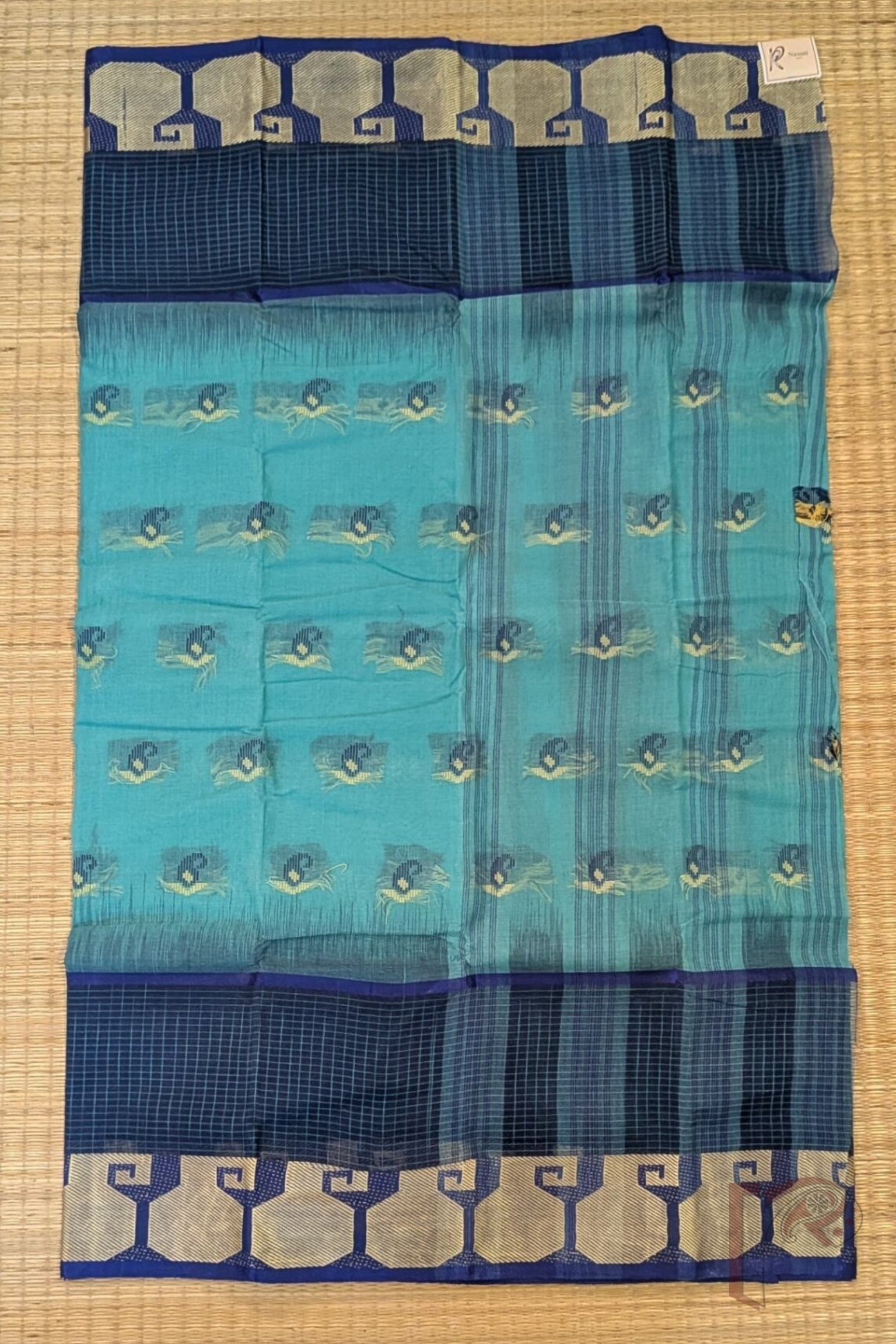 Jamdani Joy – Sea Green Bengal Cotton Jamdani Saree with Navy Blue Checks Border and Cary Weaves - Image 4