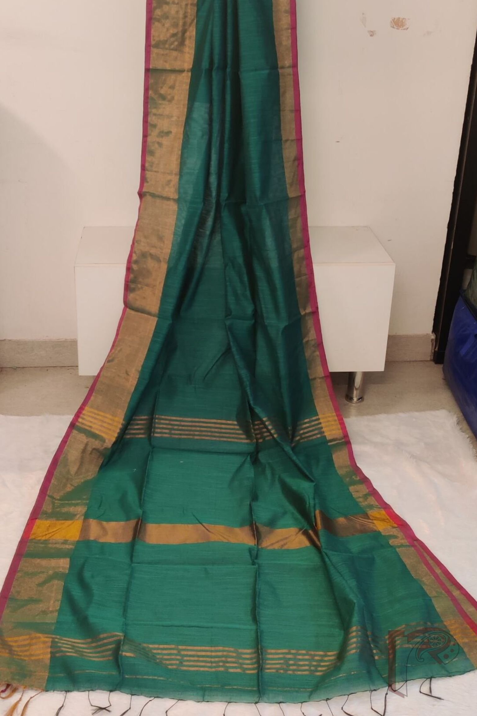 Gicha Glory - Teal Green Gicha Handloom Saree with Gold Border - Image 3