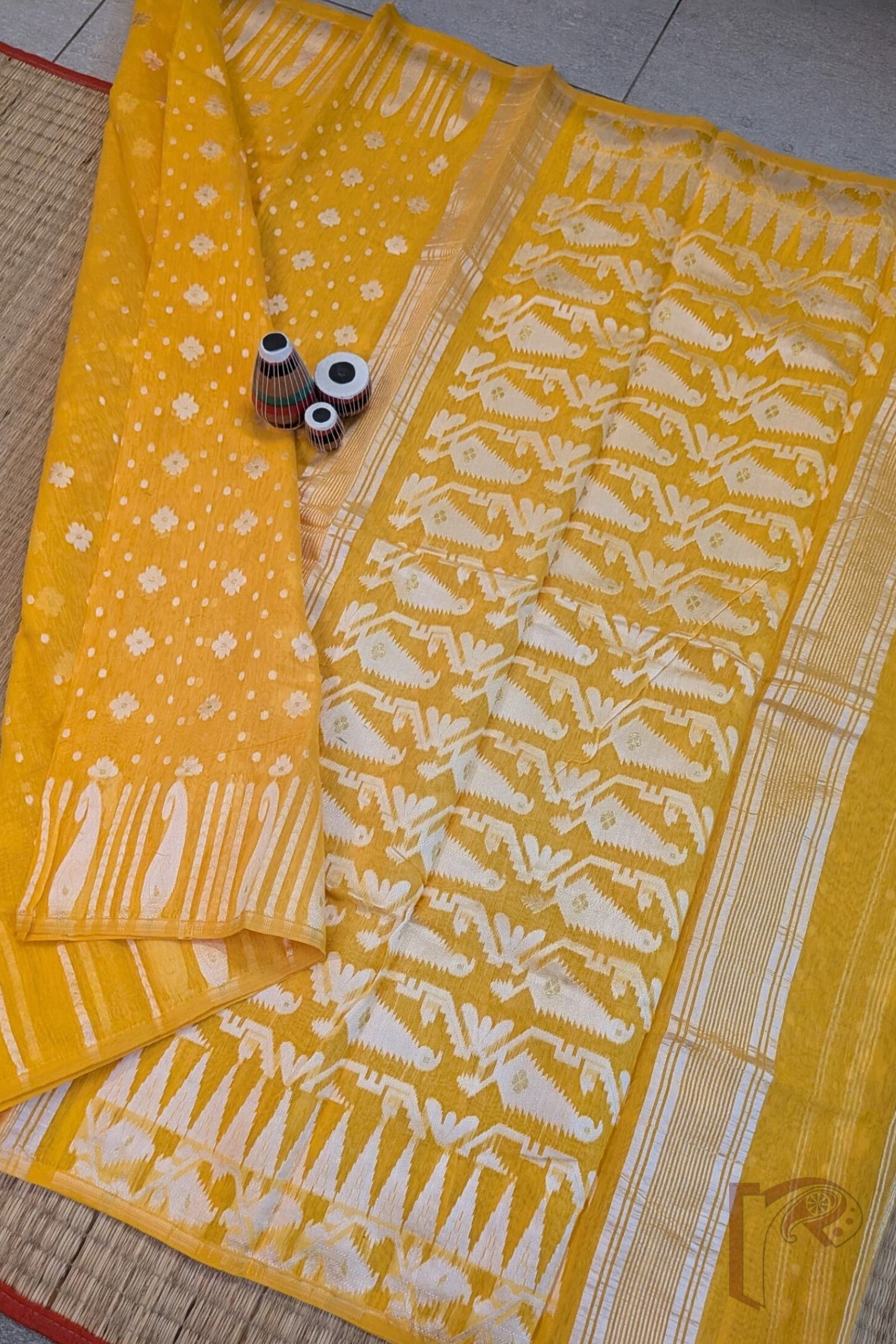 Orange Jamdani Cotton Saree with White Polka Dots, Floral Motifs and Off-White Mango Border - Image 4