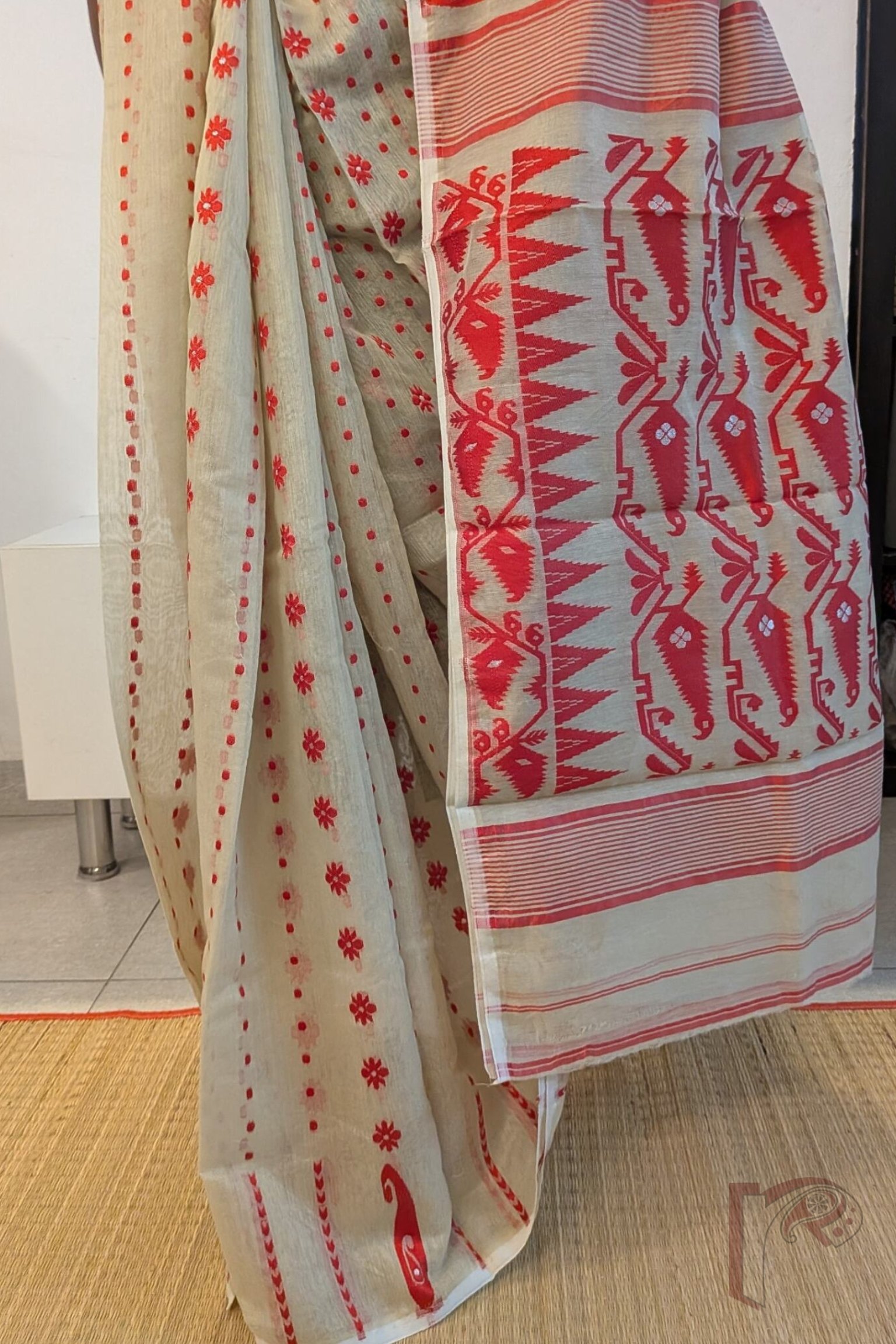 Jamdani Joy - Elegant Cream Jamdani Saree with Red Polka Dots, Mango Motif Border & Gold Leaf Pallu