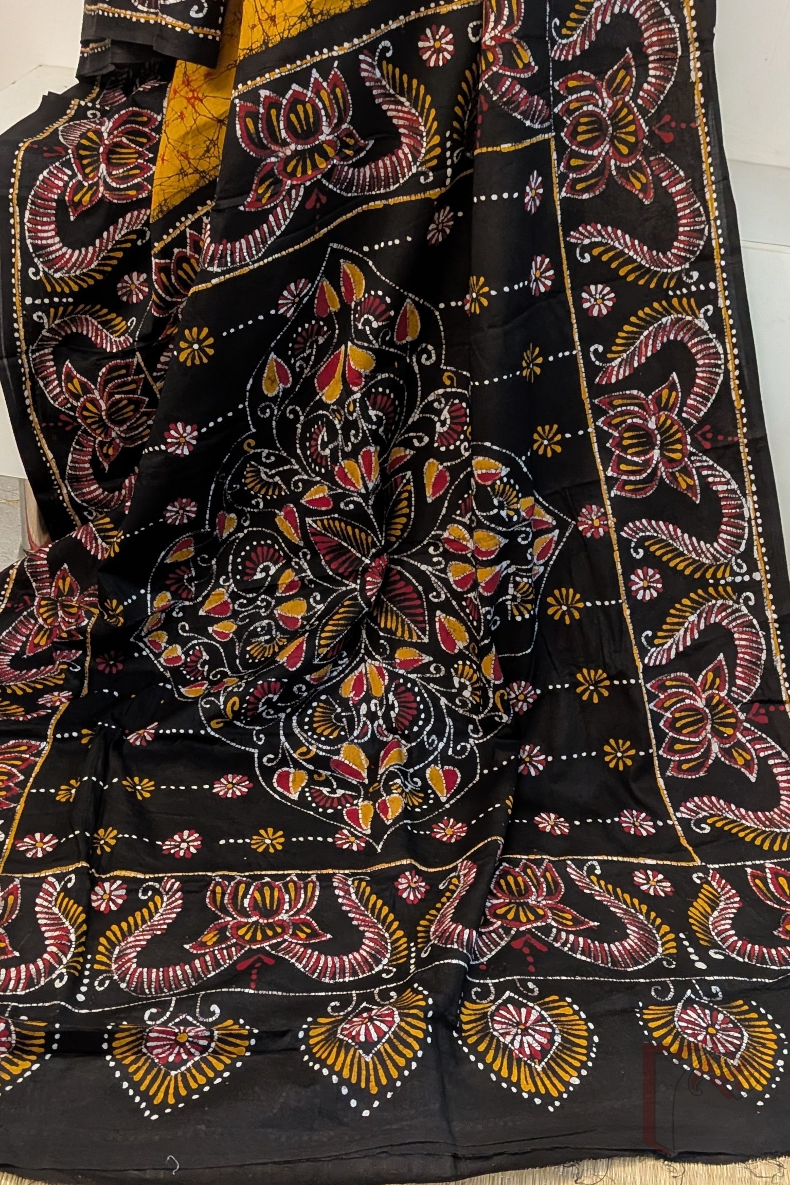 Mulmul Muse – Orange and Black Lotus Print Hand Batik Mulmul Saree - Image 5