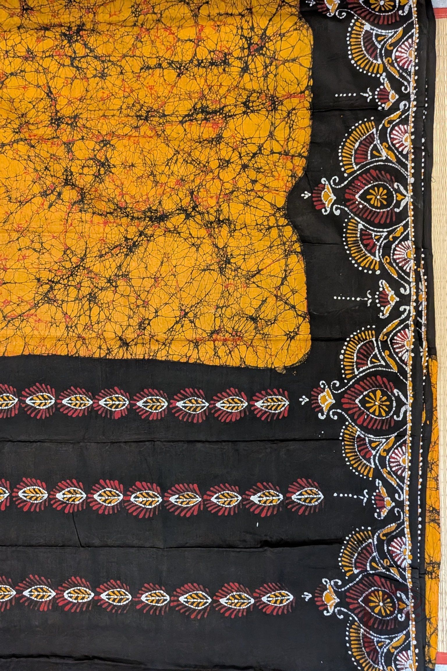 Mulmul Muse – Orange and Black Half & Half Hand Batik Mulmul Saree with Arch and Leaf Motifs - Image 4