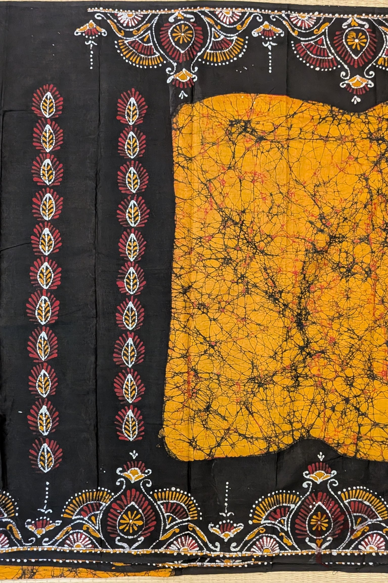 Mulmul Muse – Orange and Black Half & Half Hand Batik Mulmul Saree with Arch and Leaf Motifs - Image 5