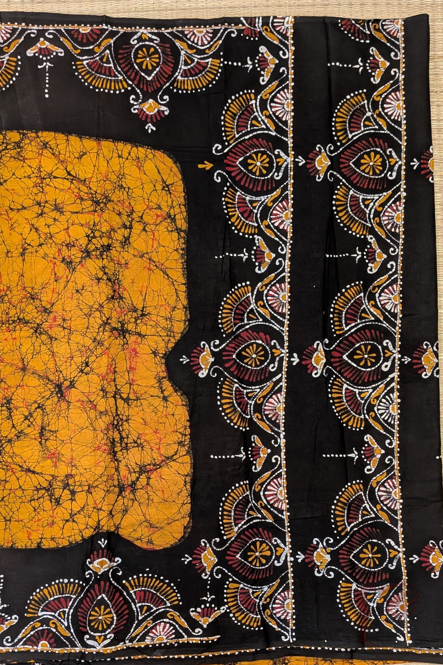 Mulmul Muse – Orange and Black Half & Half Hand Batik Mulmul Saree with Arch and Leaf Motifs - Image 6