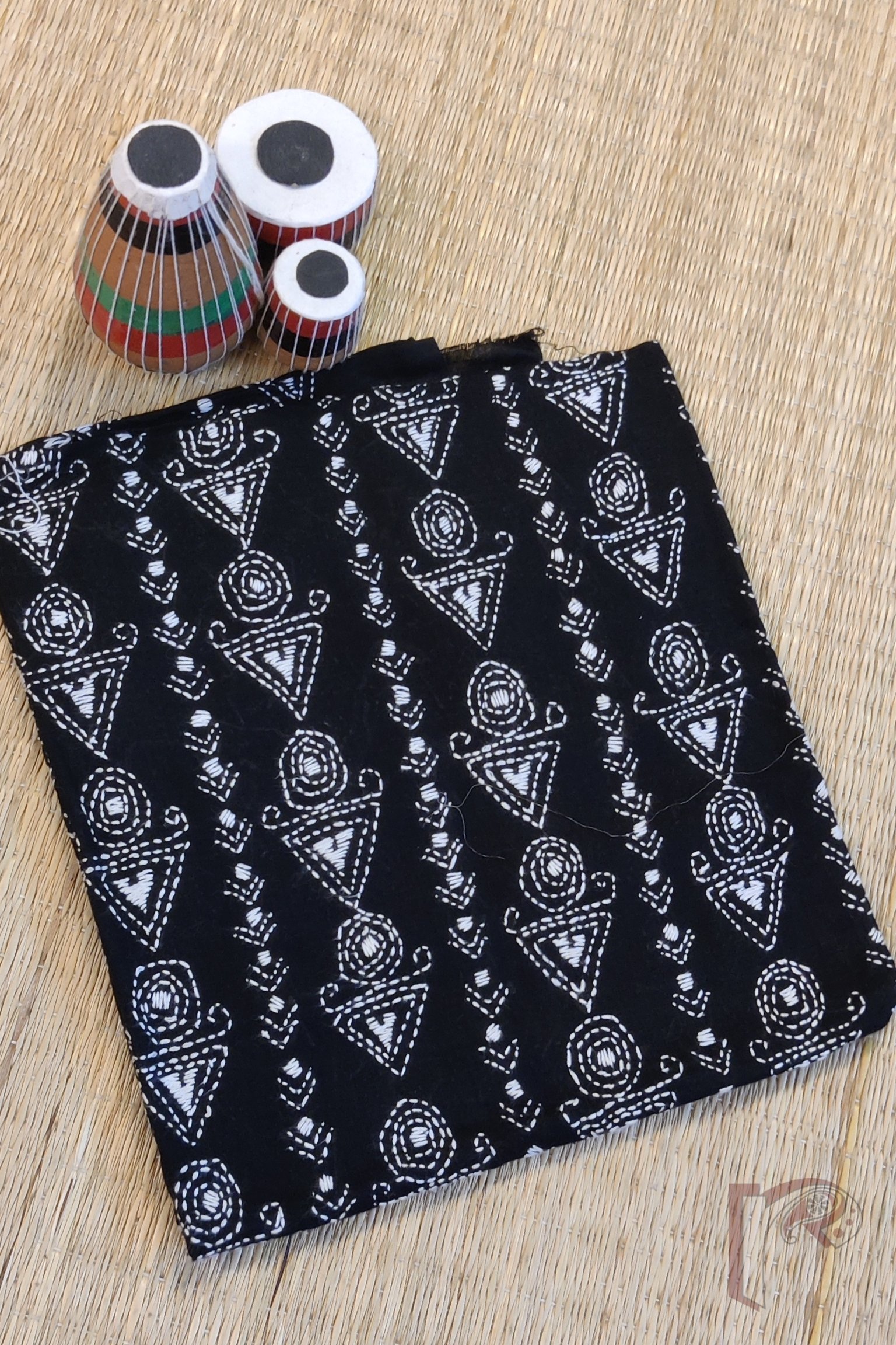 Black Cotton Blouse with White Kantha Triangular and Circular Motifs in Parallel Line Pattern – Unstitched Fabric