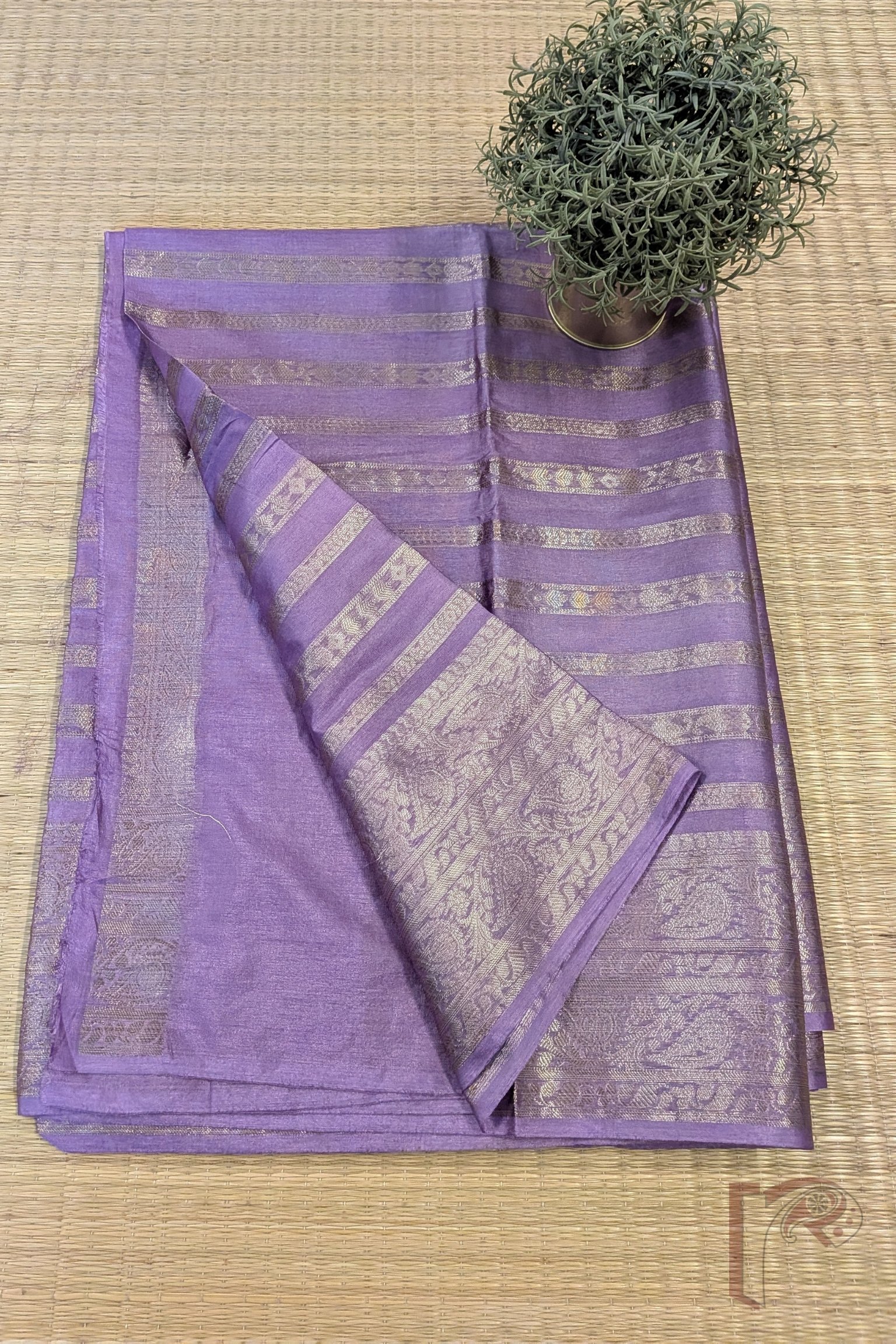 Banarasi Bloom: Light Purple Khadi Silk Saree with Dull Gold Banarasi Weave and Horizontal Zari Stripes - Image 5