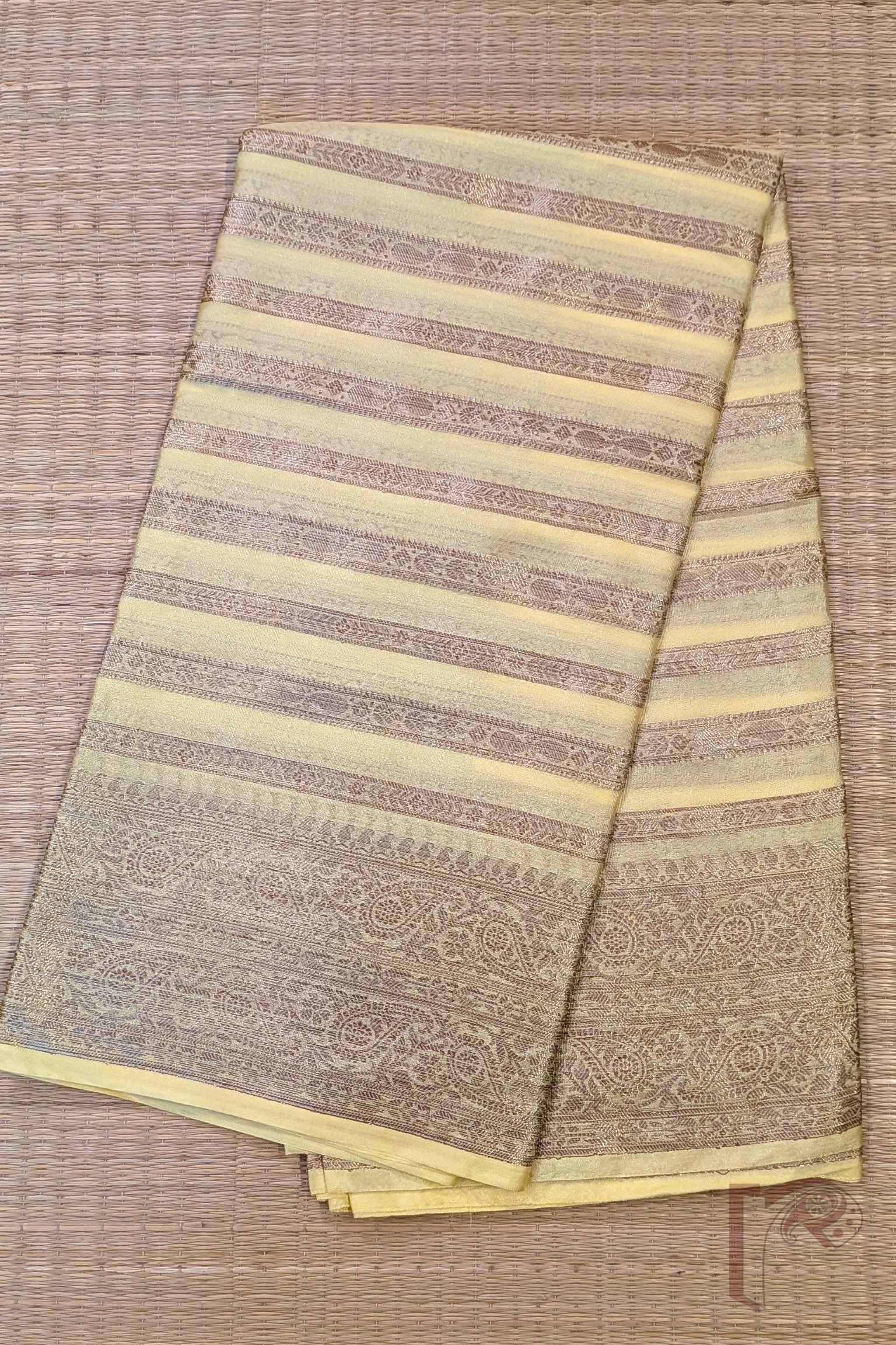 Banarasi Bloom: Light Yellow Khadi Silk Saree with Dull Gold Banarasi Weave and Horizontal Zari Stripe Pattern - Image 6