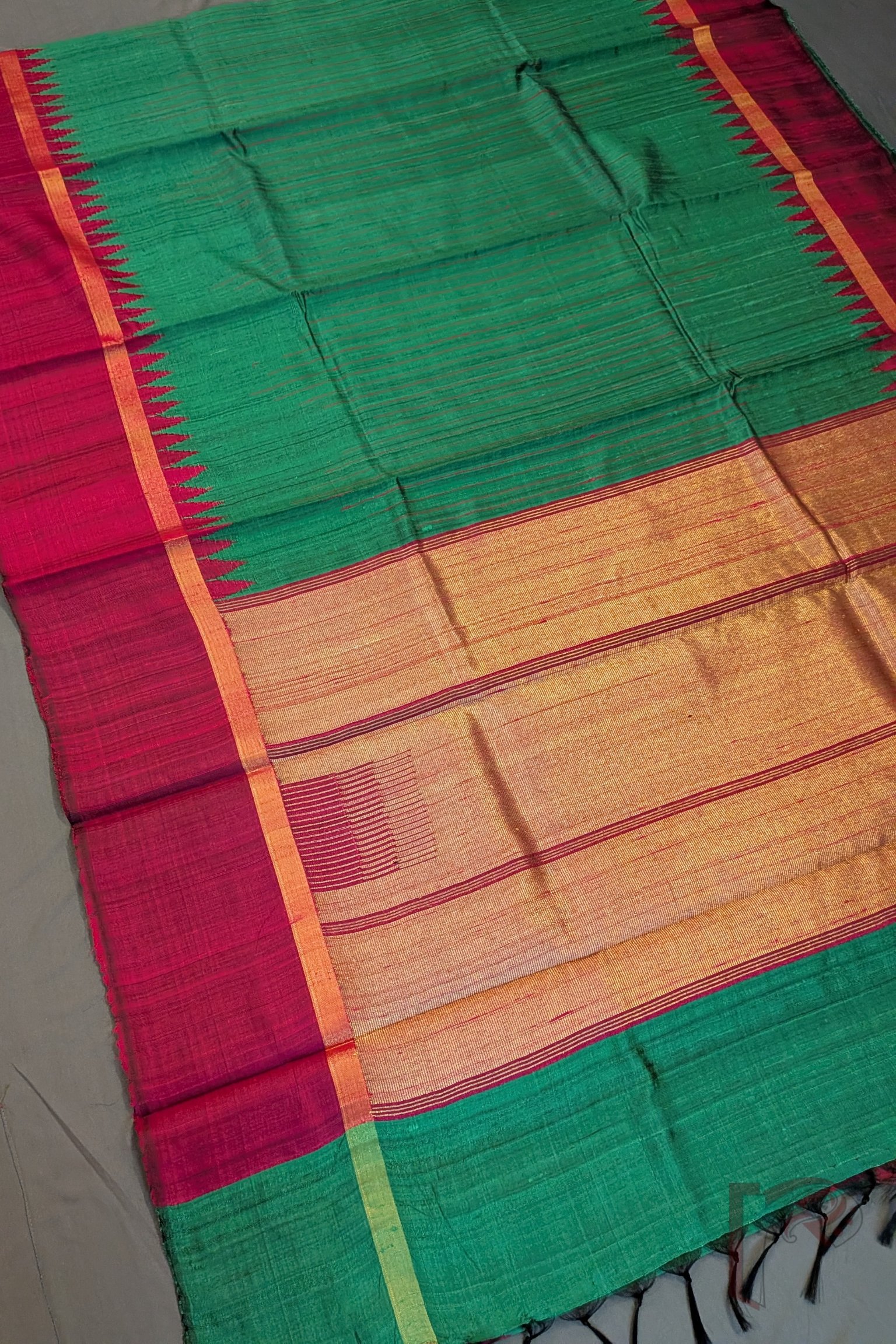 Tussar Tales - Green Raw Silk Tussar Saree with Reddish Pink Temple Border and Gold Zari Pallu - Image 4
