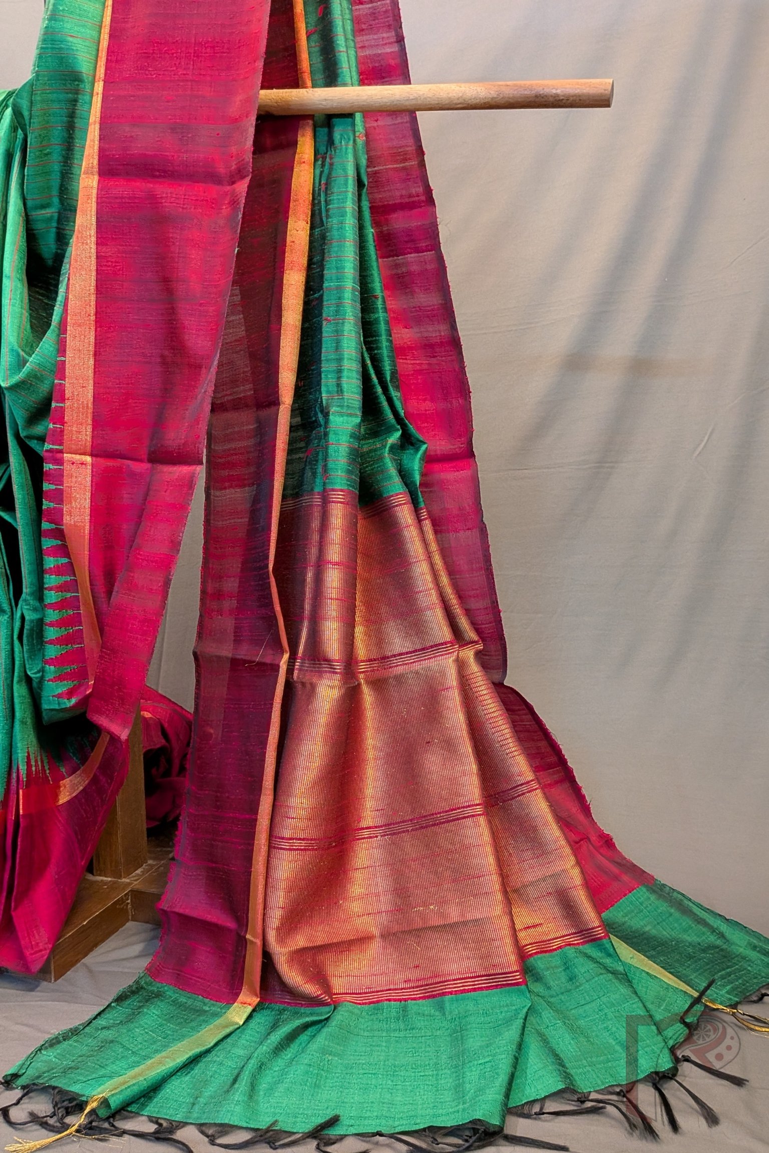 Tussar Tales - Green Raw Silk Tussar Saree with Reddish Pink Temple Border and Gold Zari Pallu - Image 5