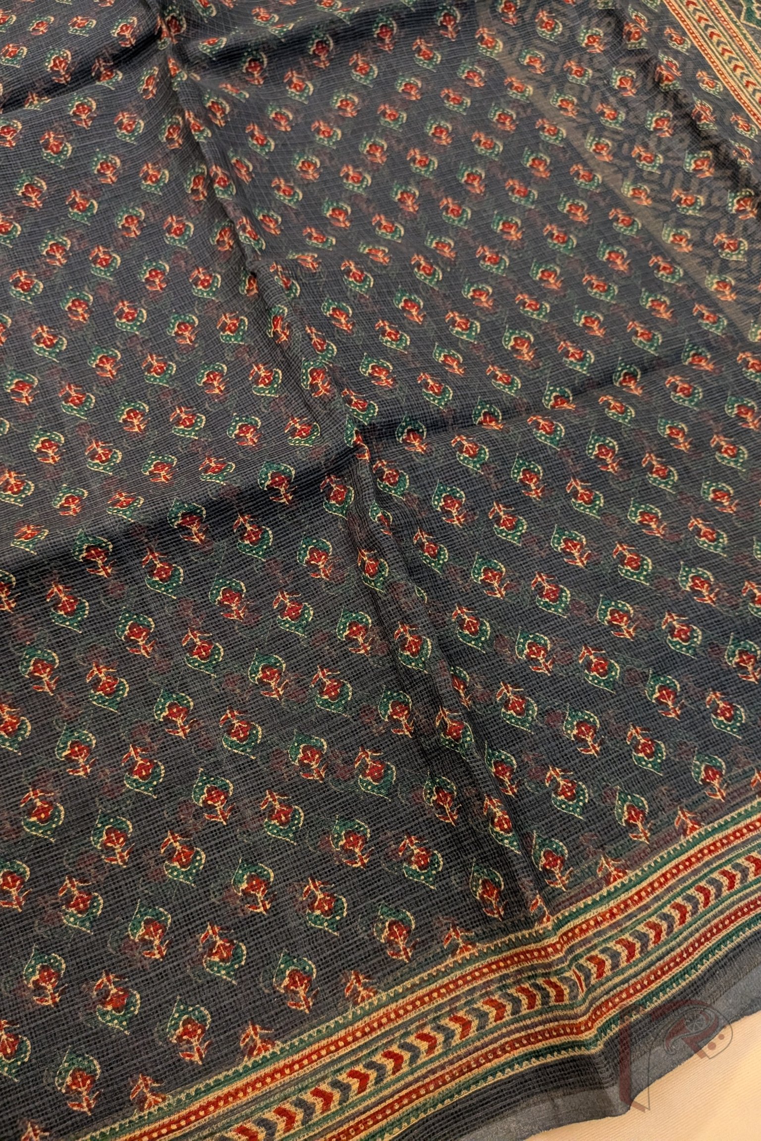 Kota Katha – Dark Green Grey Kota Cotton Saree with Mini Floral Motifs and Ajrakh Pallu - Image 6