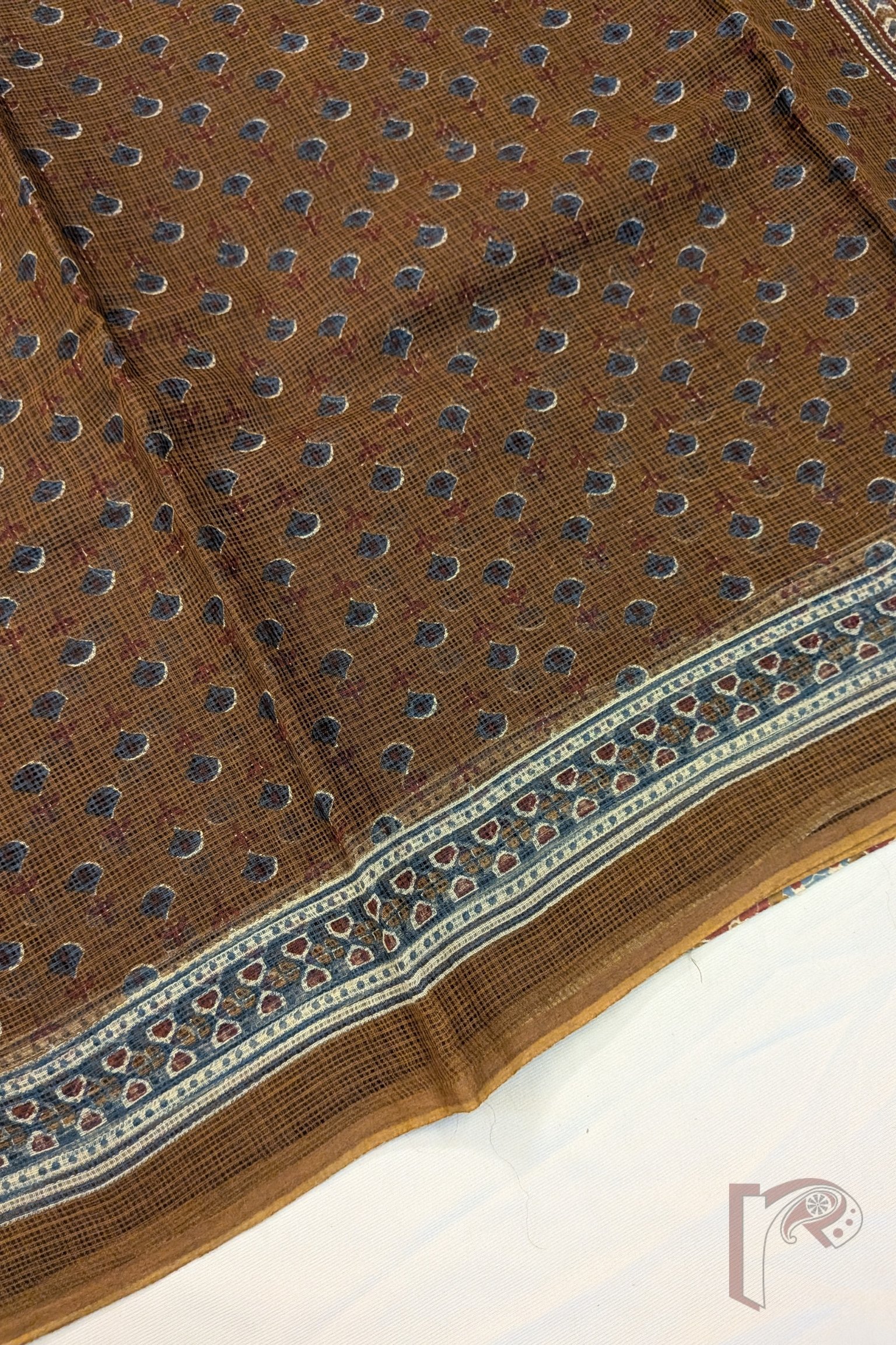 Kota Katha – Brown Kota Cotton Saree with Floral Bud Motifs and Ajrakh Pallu - Image 6