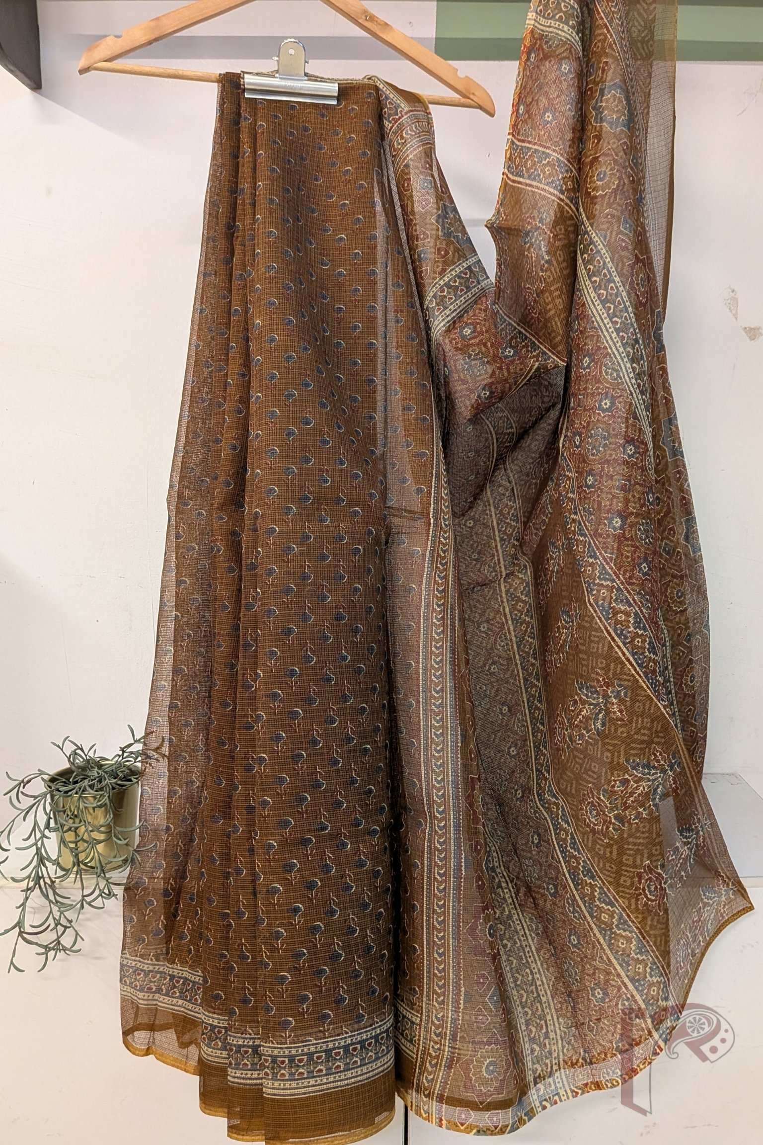 Kota Katha – Brown Kota Cotton Saree with Floral Bud Motifs and Ajrakh Pallu