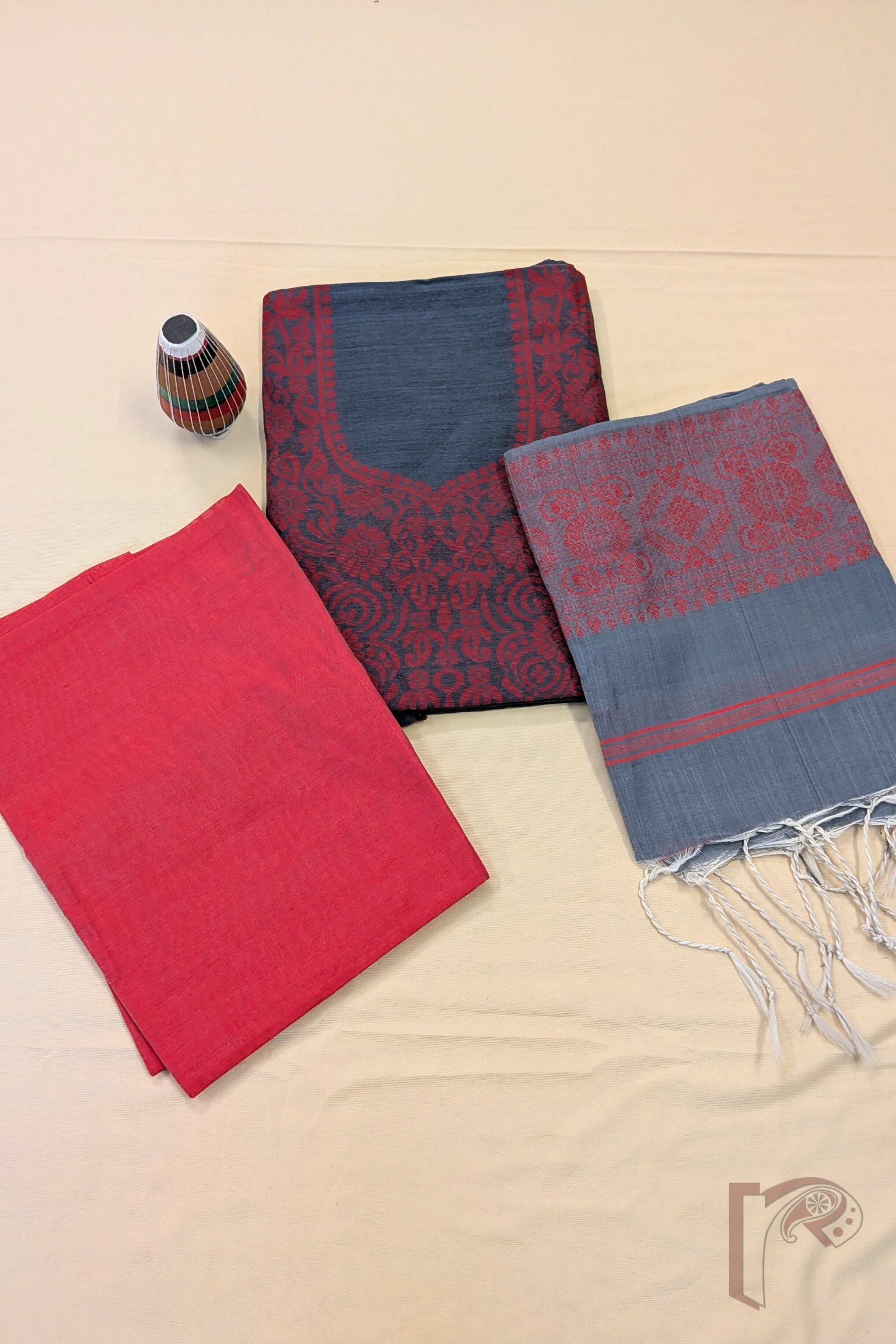 Suit Stories – Grey and Tomato Red Cotton Jamdani Suit Set with Floral Yoke and Border - Image 2