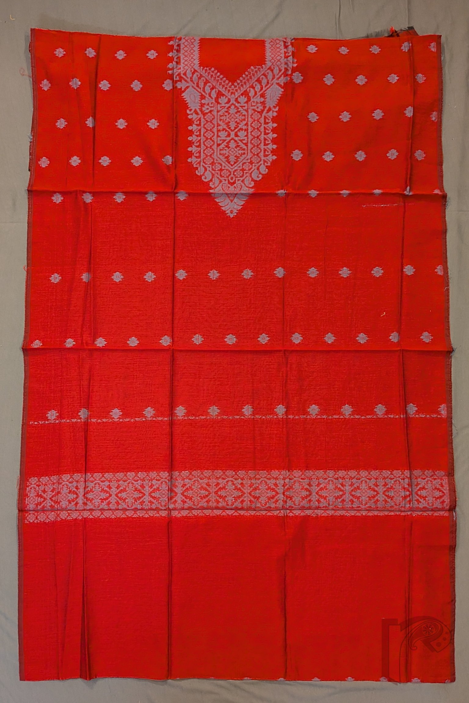 Suit Stories – Red and Grey Fine Cotton Jamdani Suit Set with Floral Cary Geometric Yoke - Image 3