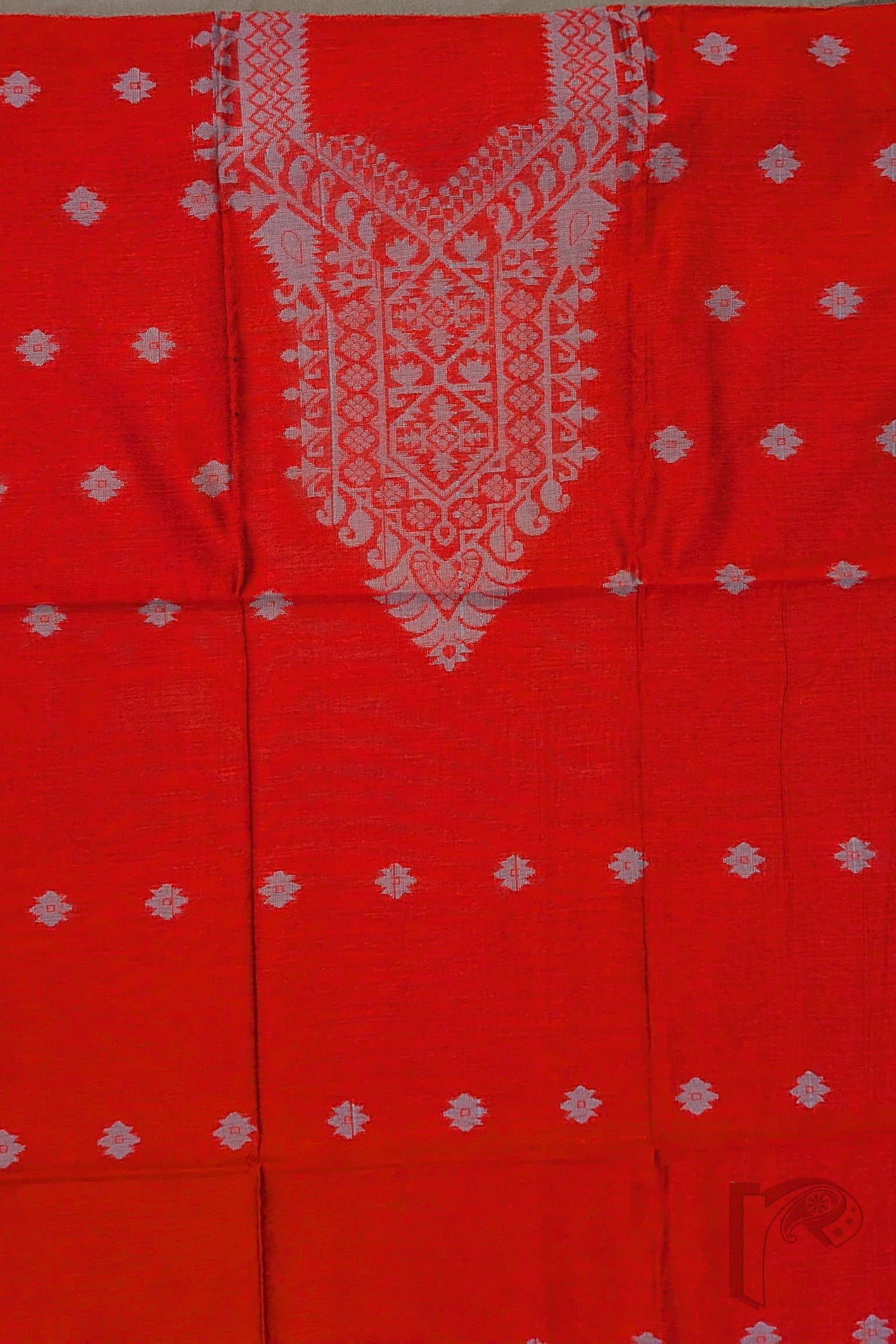 Suit Stories – Red and Grey Fine Cotton Jamdani Suit Set with Floral Cary Geometric Yoke - Image 6