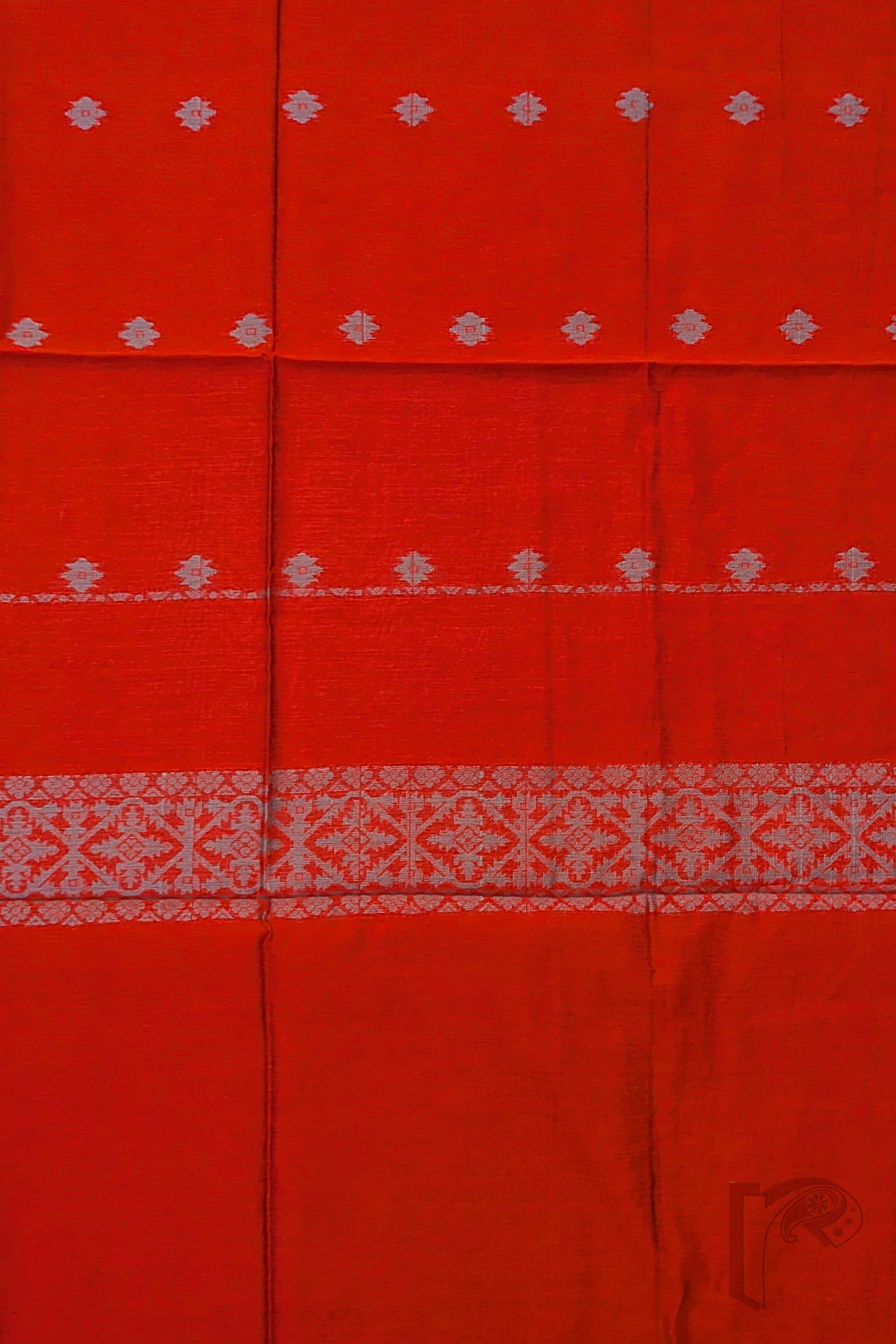 Suit Stories – Red and Grey Fine Cotton Jamdani Suit Set with Floral Cary Geometric Yoke - Image 7