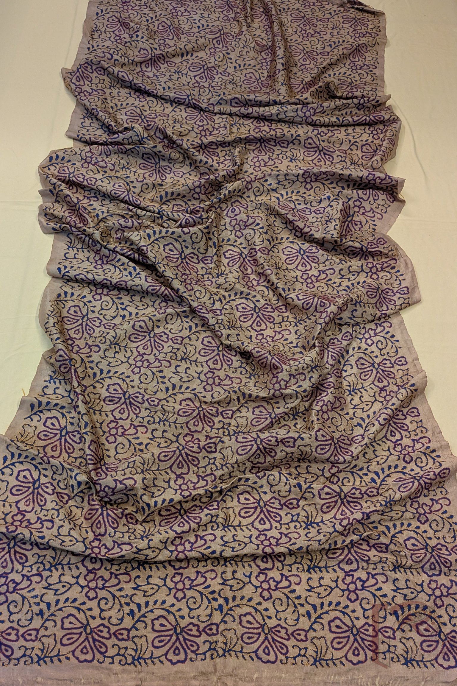 Dreamy Drapes - Flesh Pink Tussar Kantha Dupatta with Floral Bud Motifs and Yellow Red Stitch - Image 4