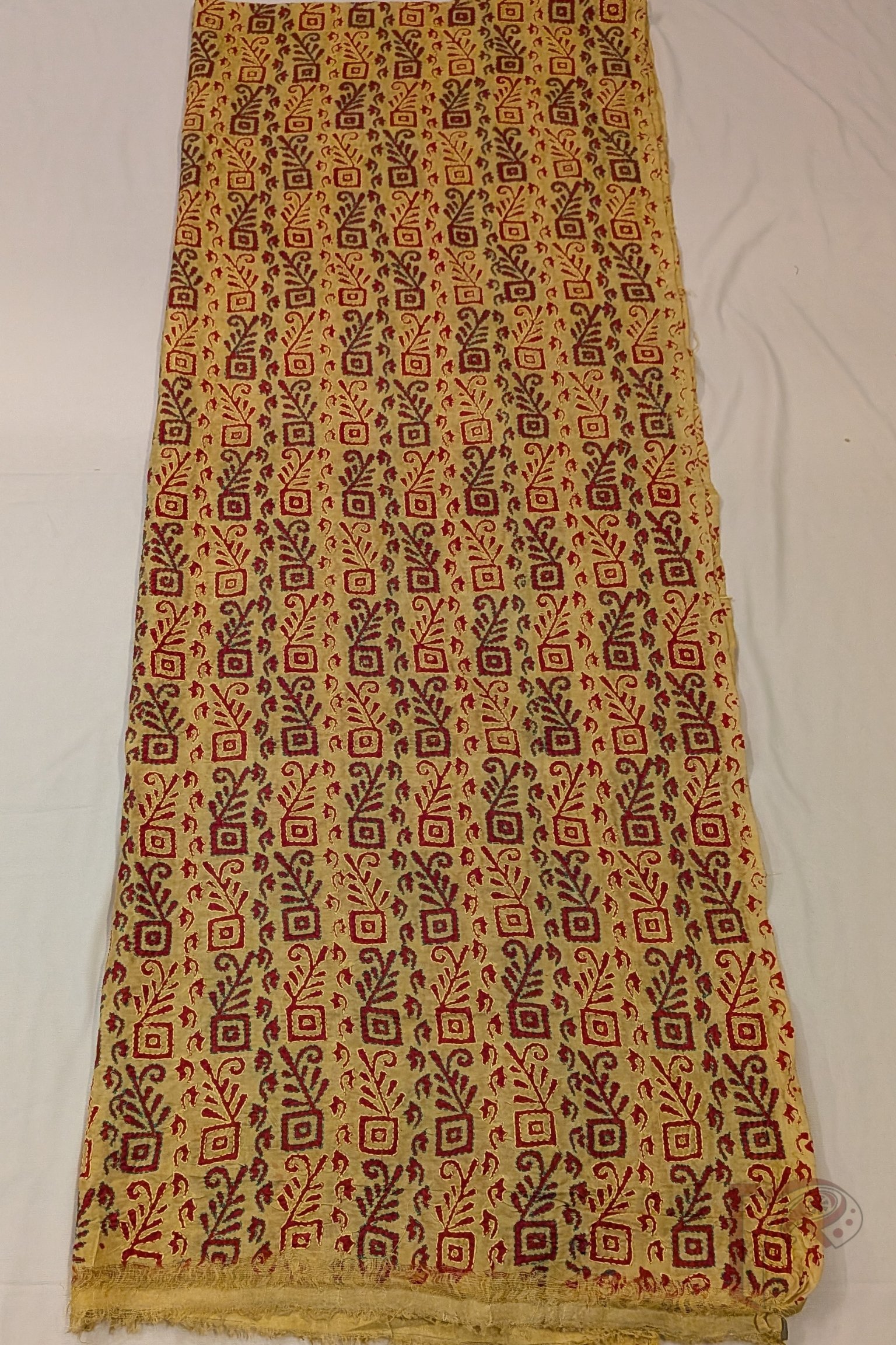 Dreamy Drapes - Mango Yellow Tussar Kantha Dupatta with Box Leaf Stem Pattern and Green Yellow Stitch - Image 7