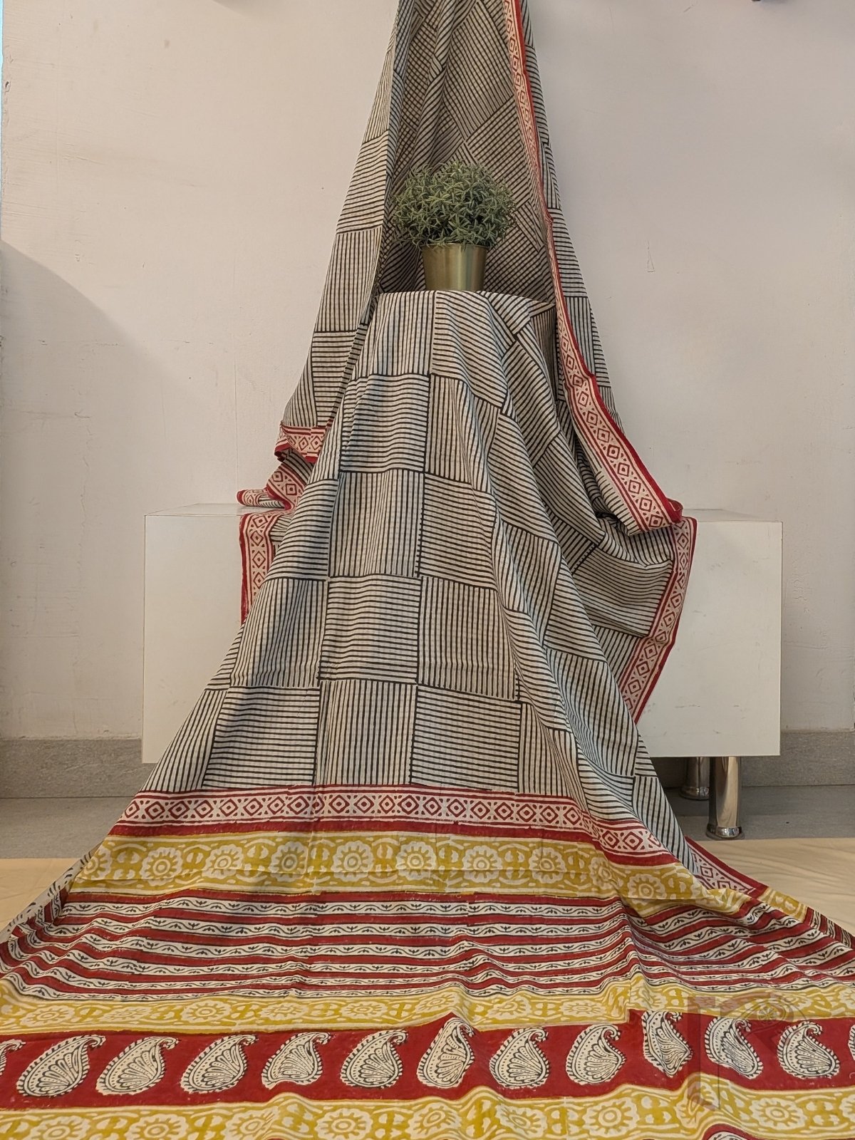 Mulmul Muse – Cream Mul Cotton Saree with Black Box Stripe Print and Rust Mustard Panel Pallu - Image 5