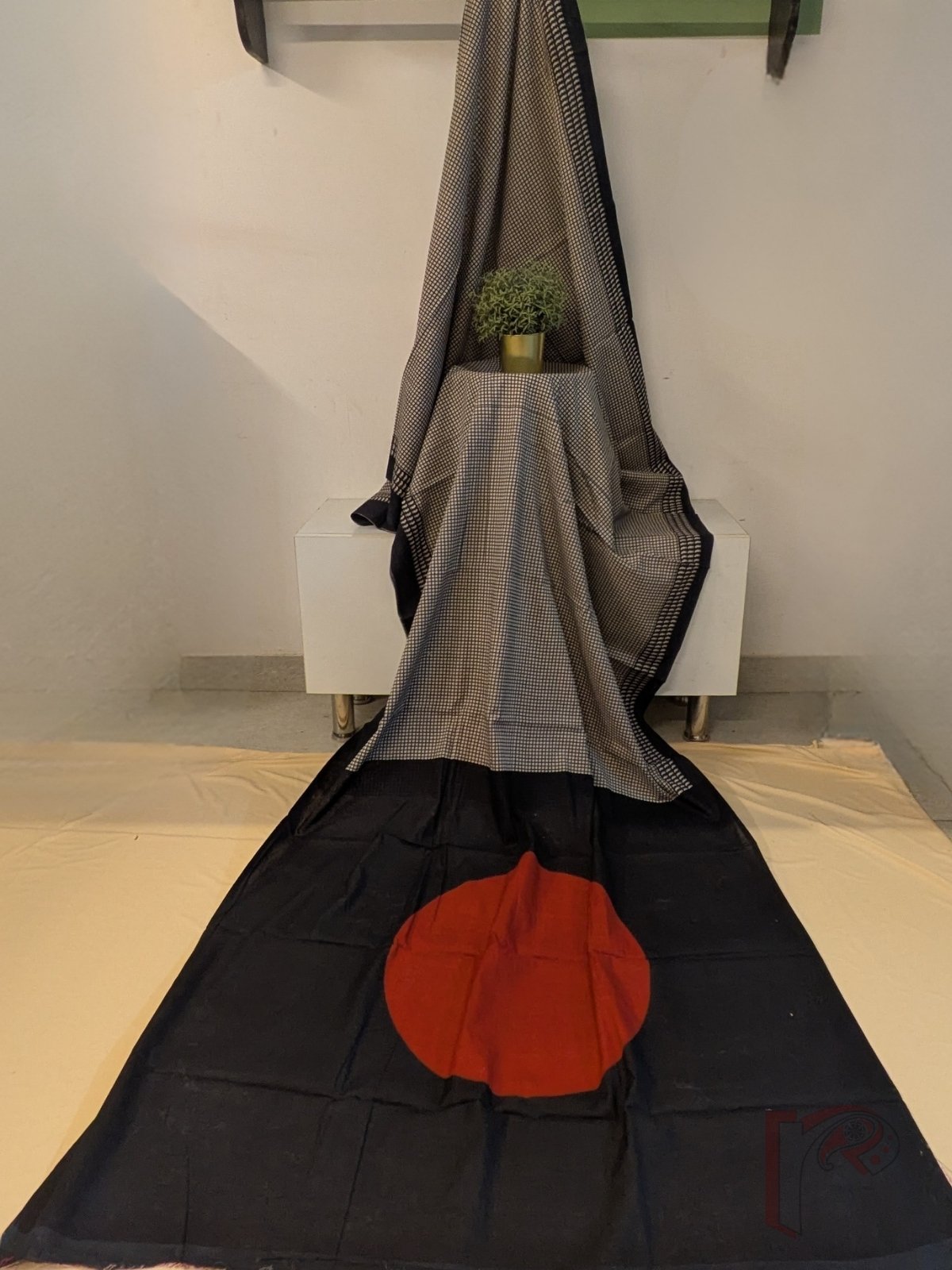 Mulmul Muse – Cream Mul Cotton Saree with Black Check Print and Brick Red Circle Pallu - Image 2