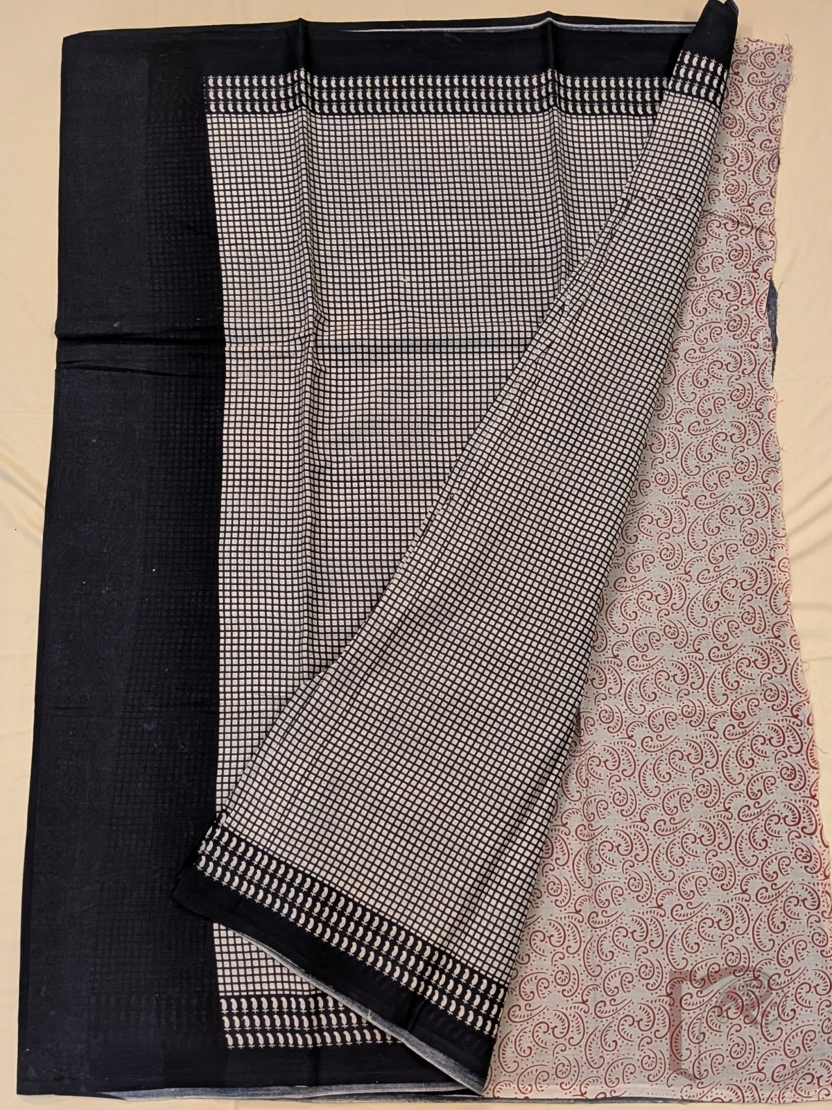 Mulmul Muse – Cream Mul Cotton Saree with Black Check Print and Brick Red Circle Pallu - Image 4