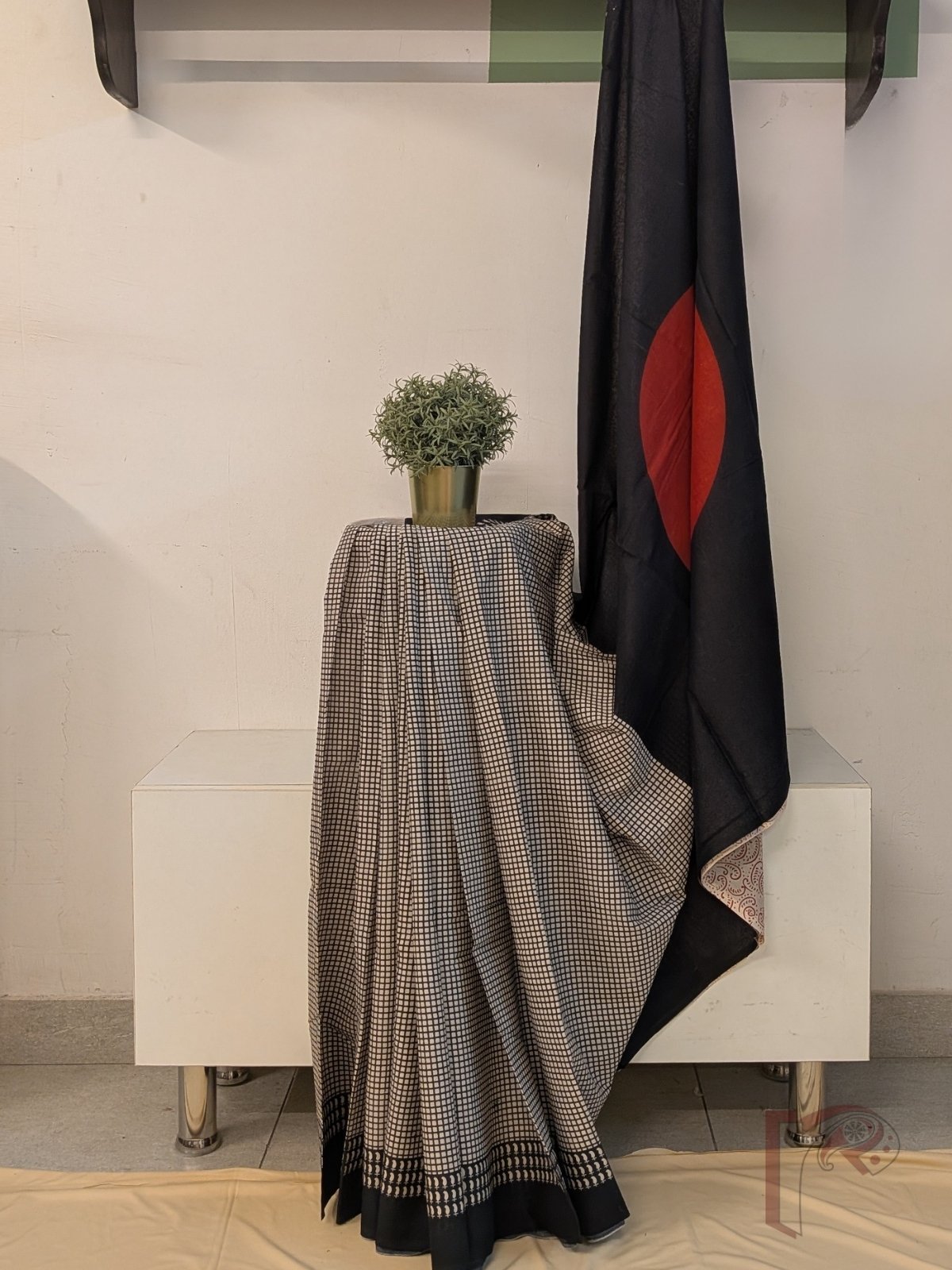 Mulmul Muse – Cream Mul Cotton Saree with Black Check Print and Brick Red Circle Pallu