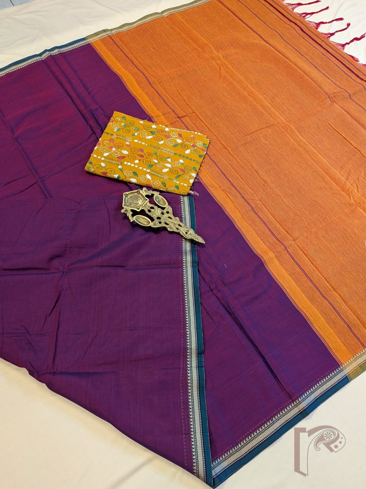 Ilkal Heritage - Double Shaded Purple Mercerized Cotton Ilkal Handloom Saree with Green Selvage and Orange Striped Pallu - Image 3