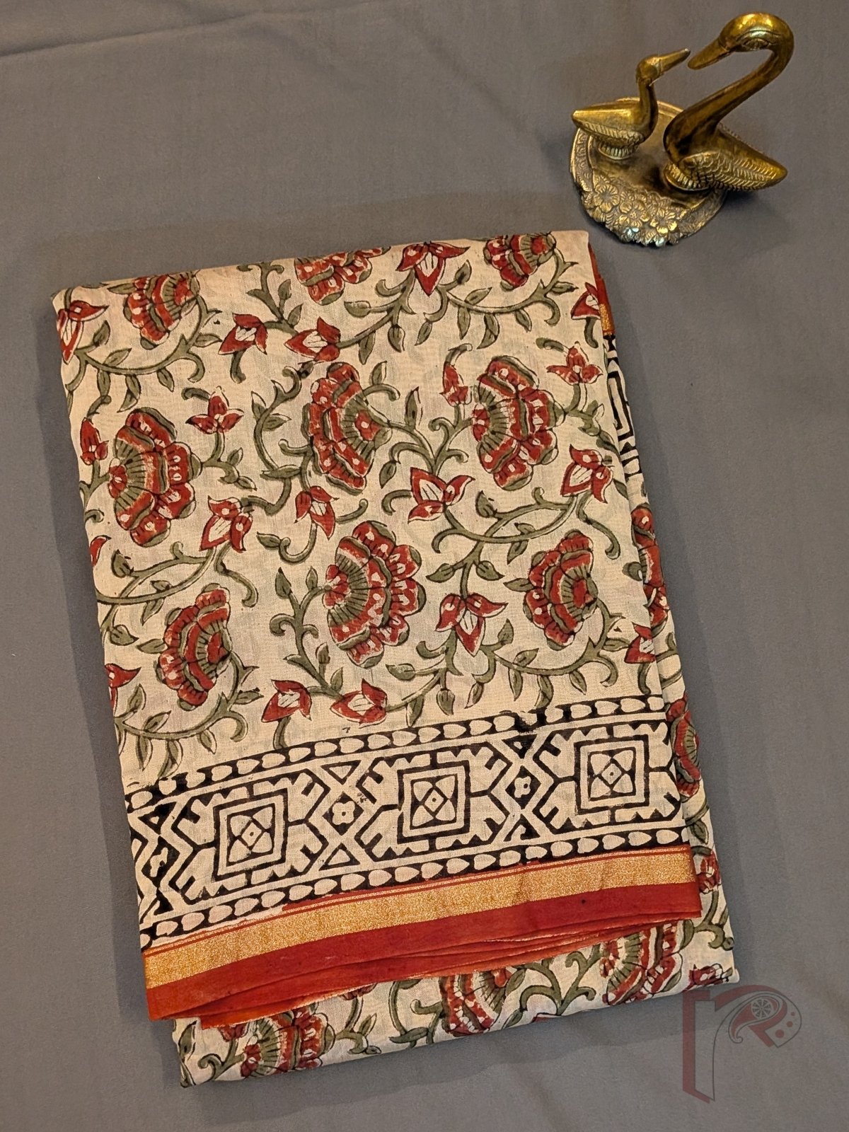 Chanderi Charisma - Cream Brick Red Olive Green Floral Creeper Kalamkari Cotton Silk Chanderi Saree - Image 7