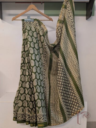 Chanderi Charisma - Olive Green Paisley Motif Black Abstract Border Kalamkari Cotton Silk Chanderi Saree