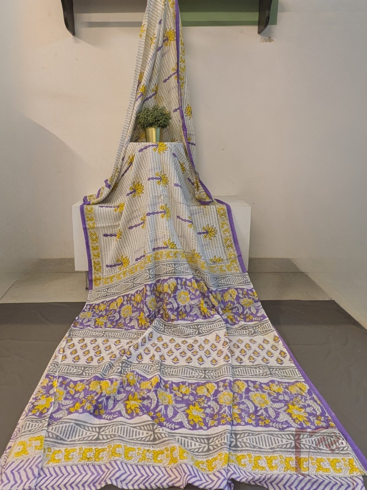 Mulmul Muse – White Mul Cotton Saree with Yellow and Lavender Floral Print - Image 2