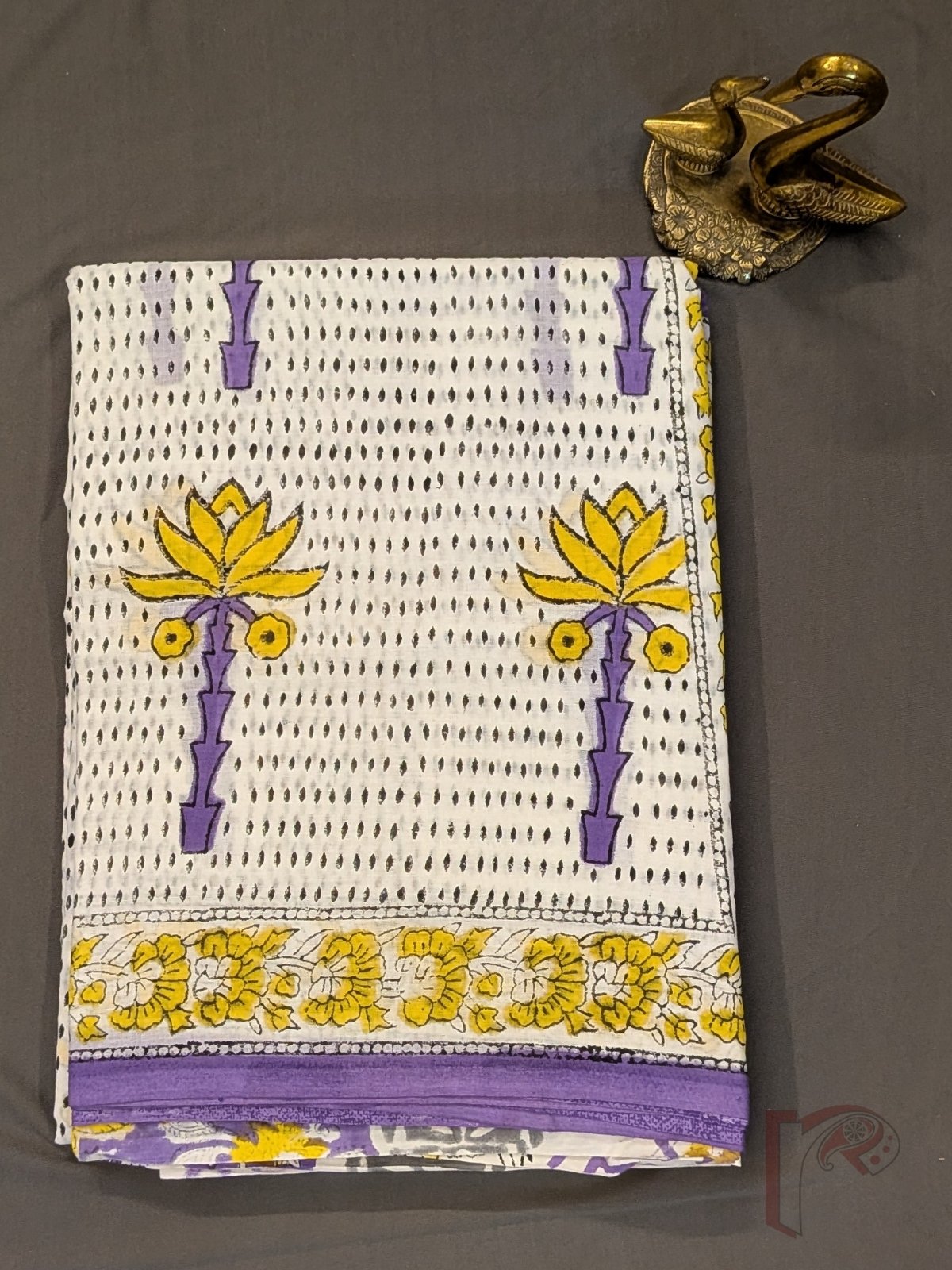 Mulmul Muse – White Mul Cotton Saree with Yellow and Lavender Floral Print - Image 5