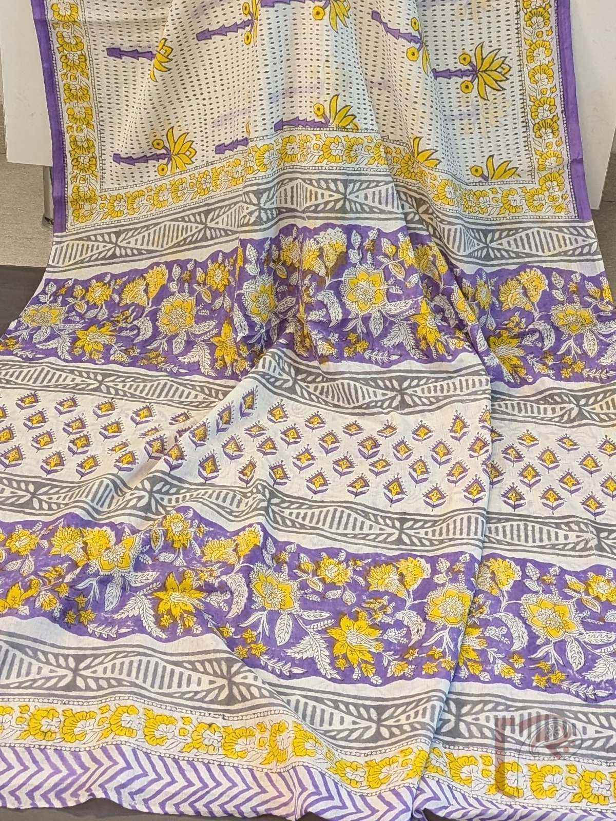 Mulmul Muse – White Mul Cotton Saree with Yellow and Lavender Floral Print - Image 7