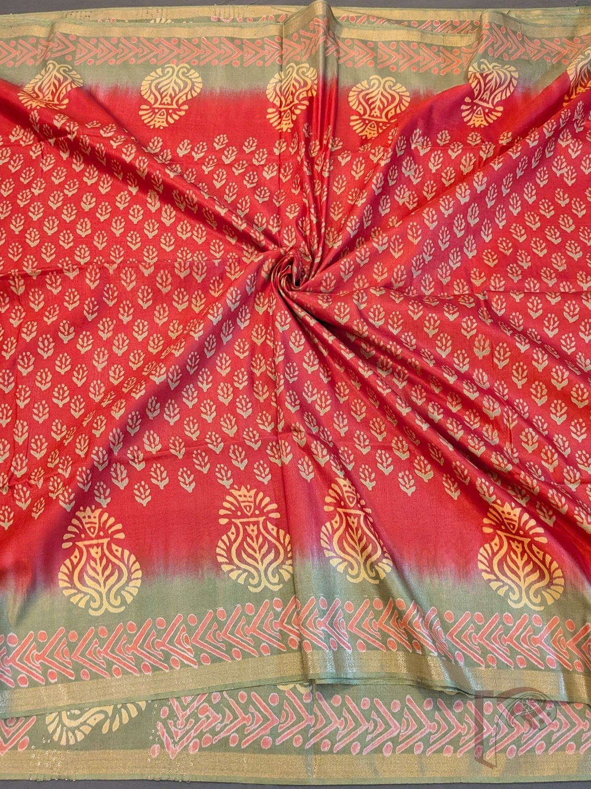 Jayshree Jiva - Coral Red and Light Sage Green Cotton Silk Saree with Paisley Border and Sequined Pallu - Image 3