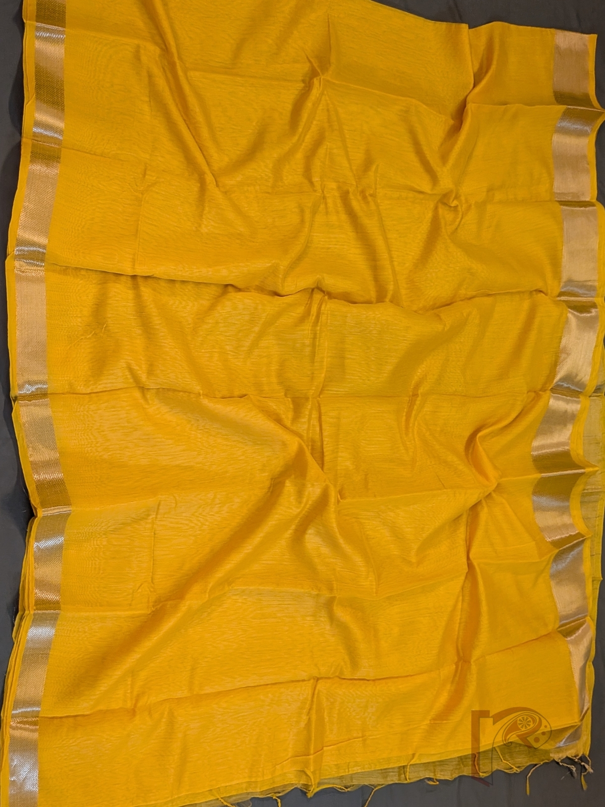 Mangalgiri Moods – Bright Orange Mangalgiri Cotton Silk Saree with Gold Border and Striped Pallu - Image 3
