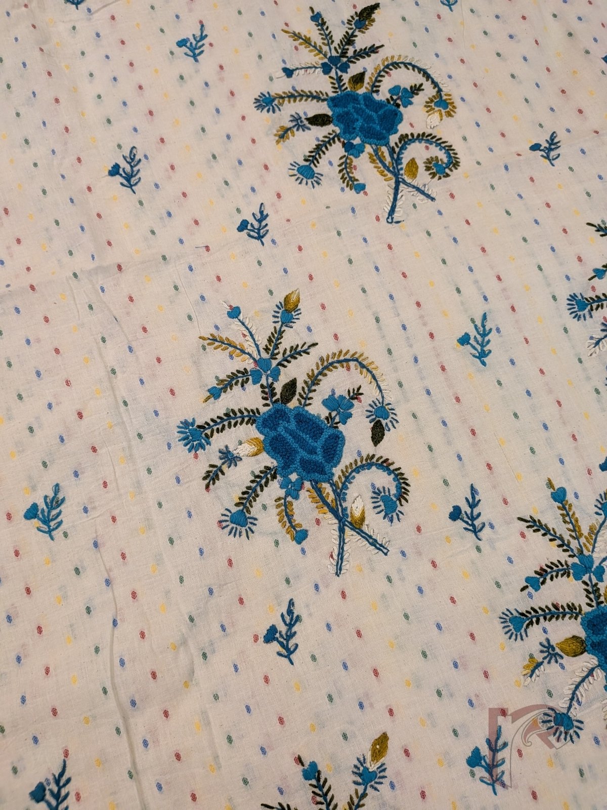 Suit stories - White Cotton Woven Booti Suit Set with Teal Blue French Knot Floral Embroidery - Image 9